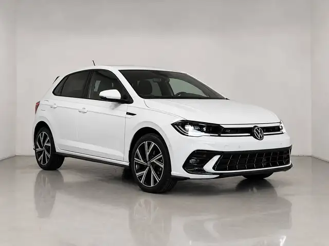 Volkswagen Polo view 2