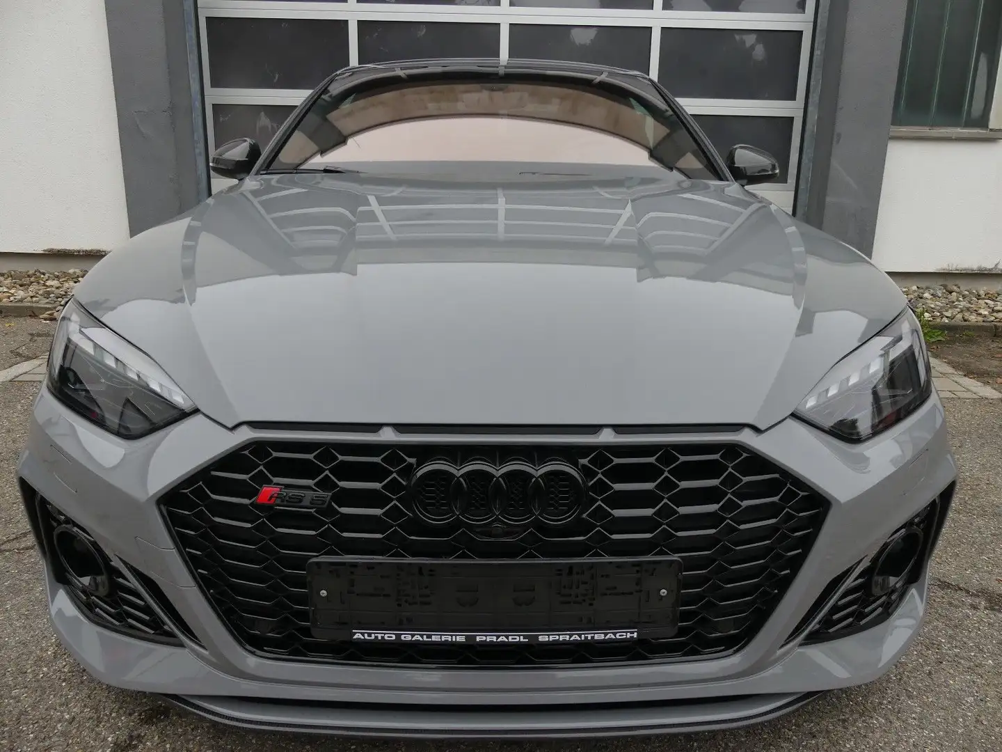 Audi RS5 Coupe 2.9 TFSI quattro Kreamik/Carbon/280 Gris - 2