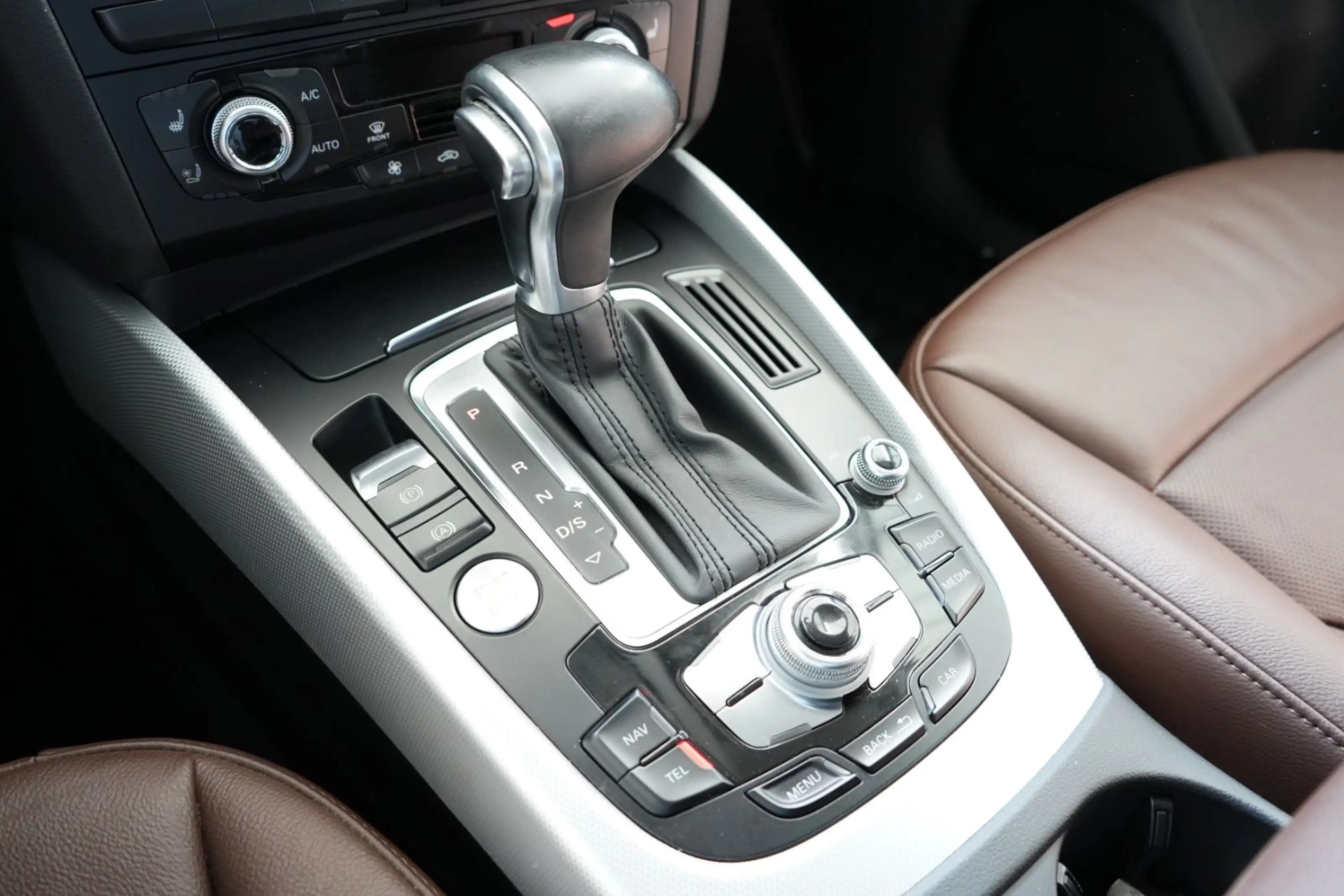Audi Q5 3.0 TDI 190 kW quattro — photo 7