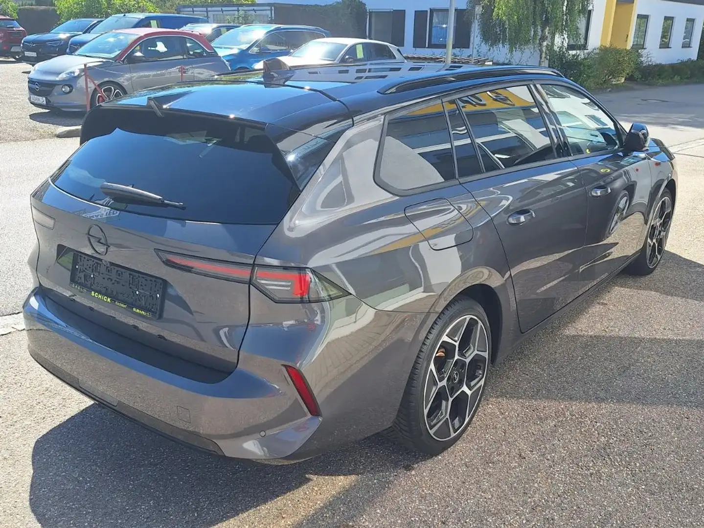 Opel Astra Astra Sports Tourer 1.2 Turbo Automatik Ultimate Grau - 2