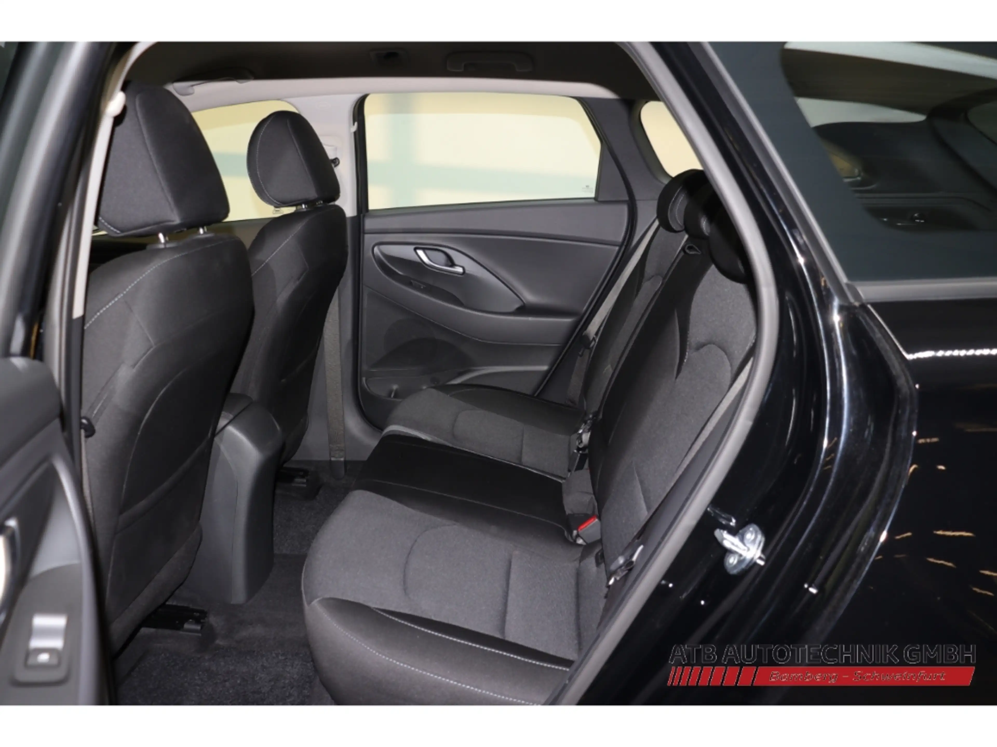 Hyundai i30 Kombi Trend 1.0 T-GDi 48V Navi Android Auto — photo 10