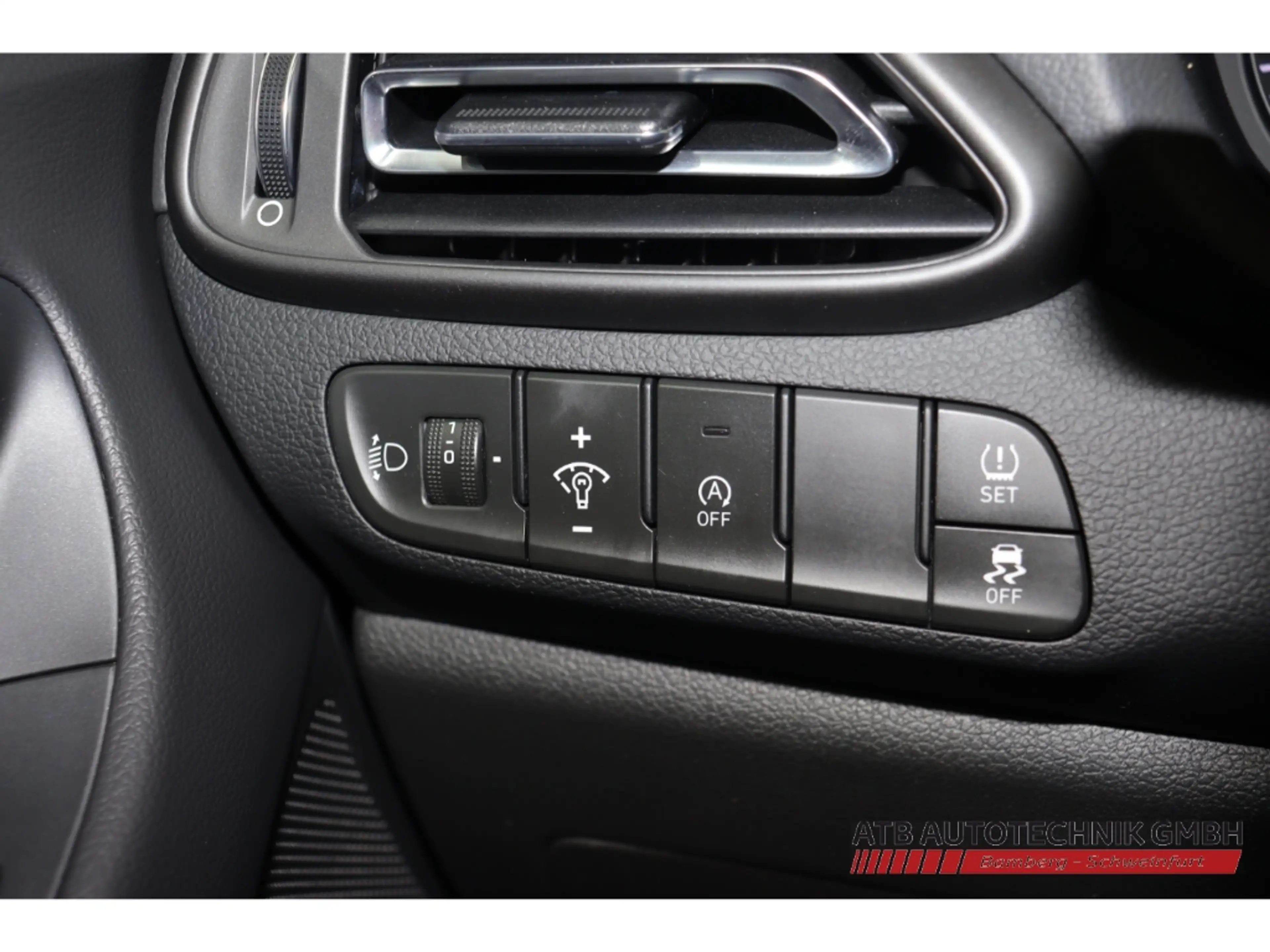Hyundai i30 Kombi Trend 1.0 T-GDi 48V Navi Android Auto — photo 14