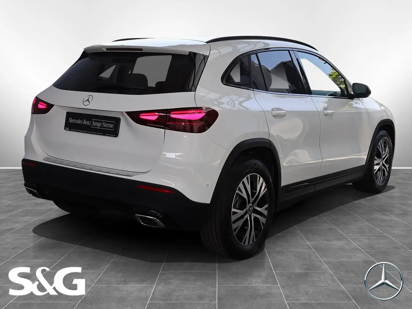 Mercedes-Benz GLA 220 d 4M TOTWINKEL+NIGHT PAKET+KAMERA+LED Blanc - 2