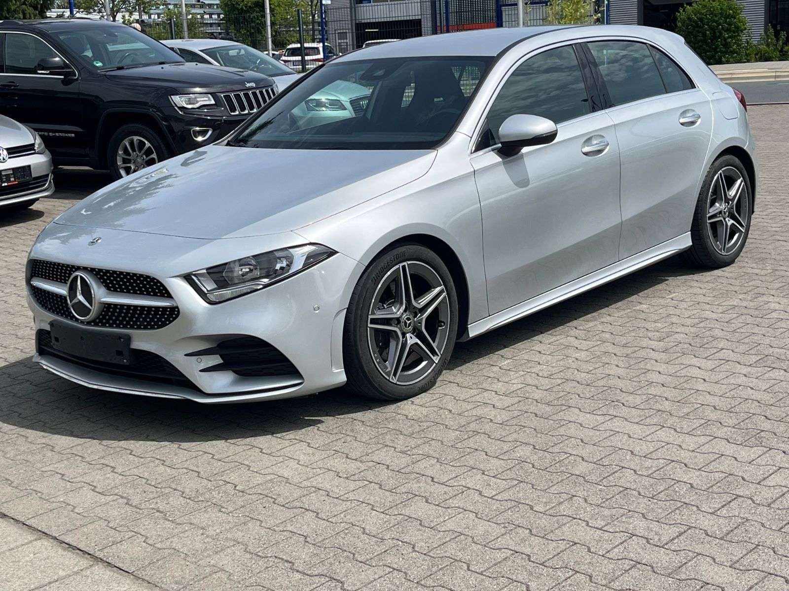 Mercedes-Benz A 220