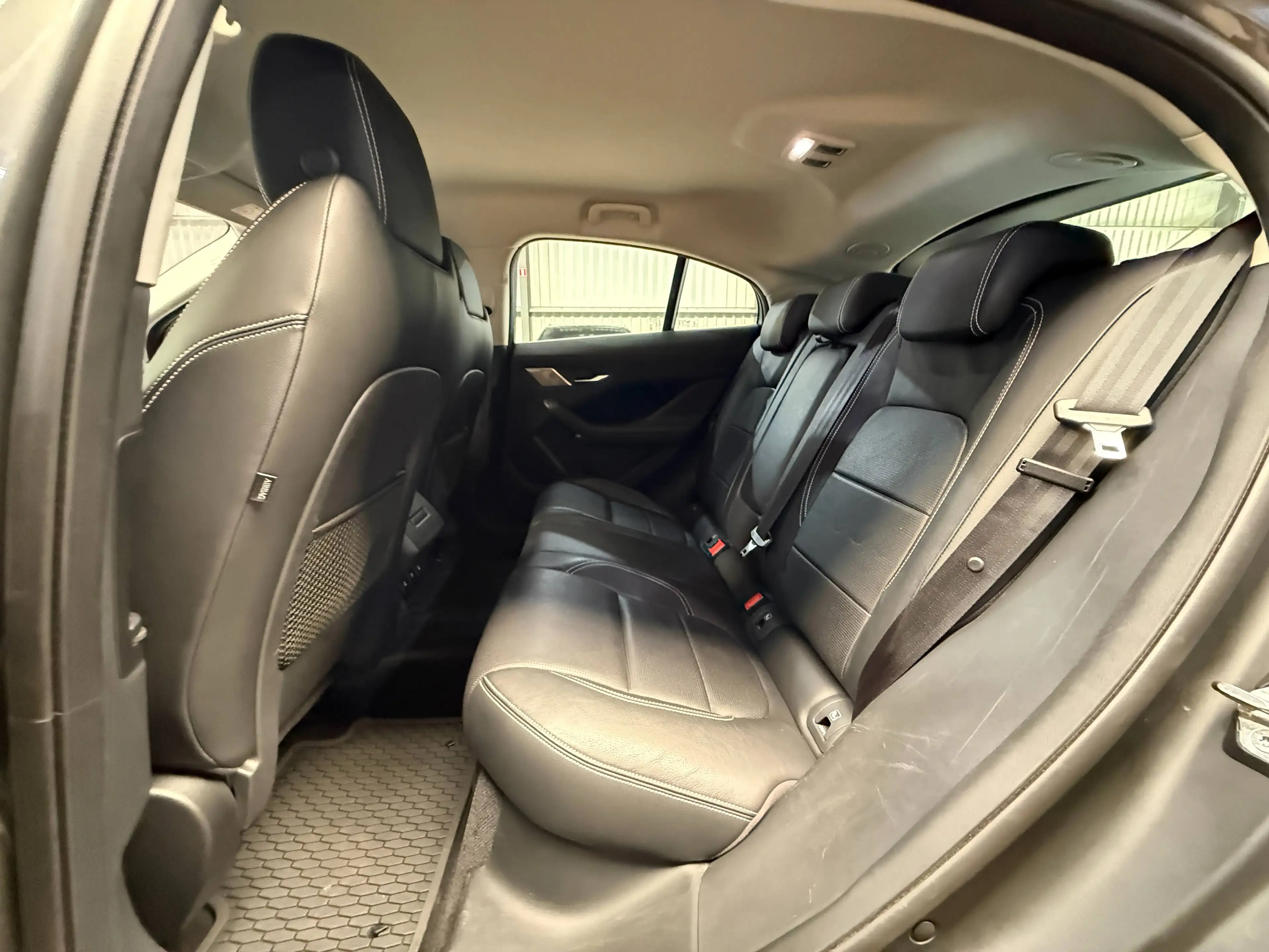 Jaguar I-Pace I-Pace 90 kWh EV400 SE — photo 13