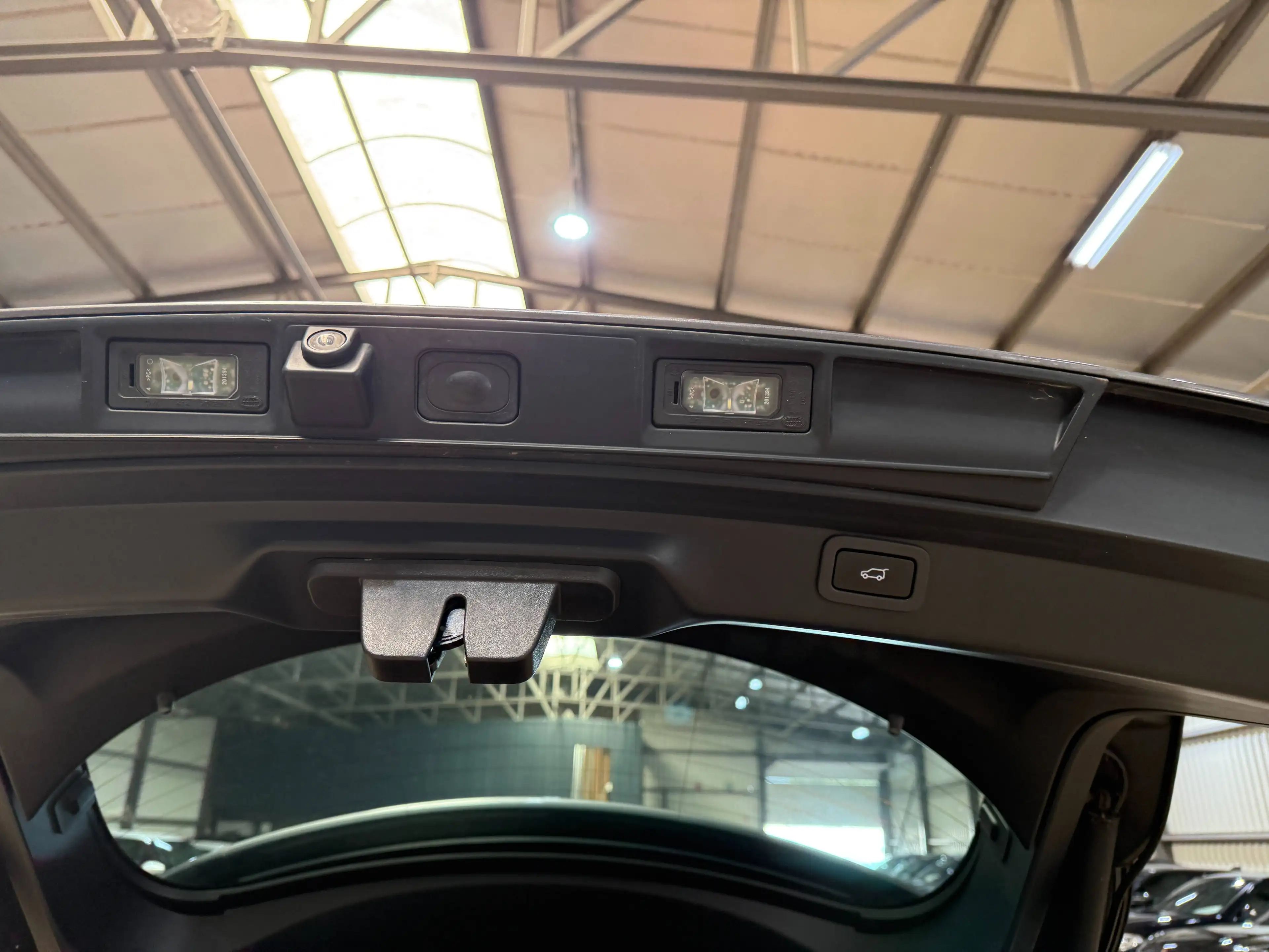 Jaguar I-Pace I-Pace 90 kWh EV400 SE — photo 12