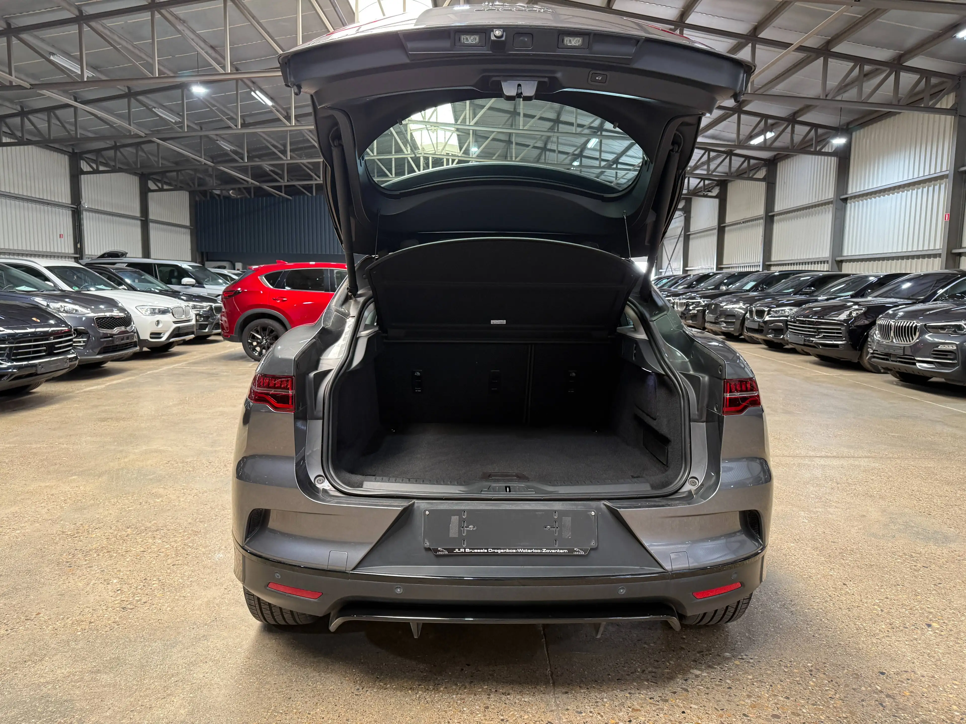 Jaguar I-Pace I-Pace 90 kWh EV400 SE — photo 11