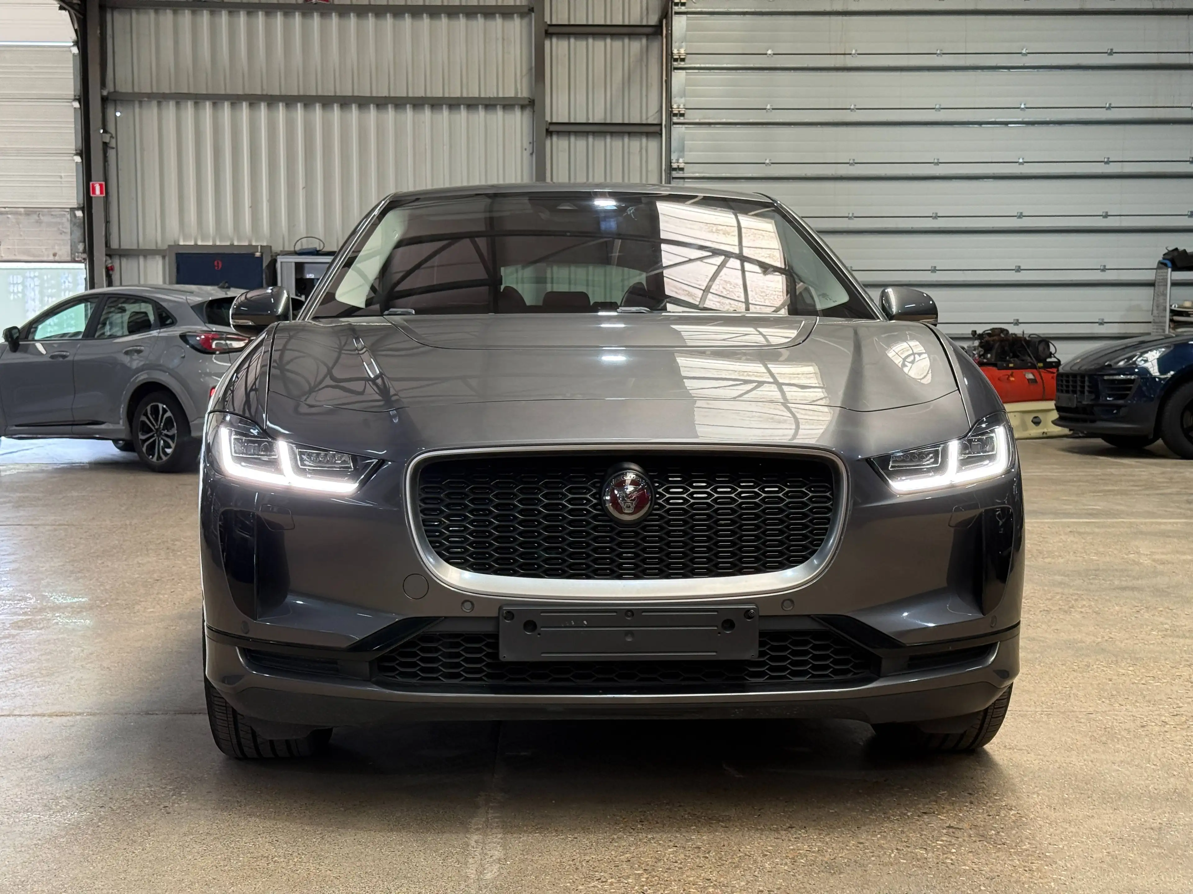 Jaguar I-Pace I-Pace 90 kWh EV400 SE — photo 2