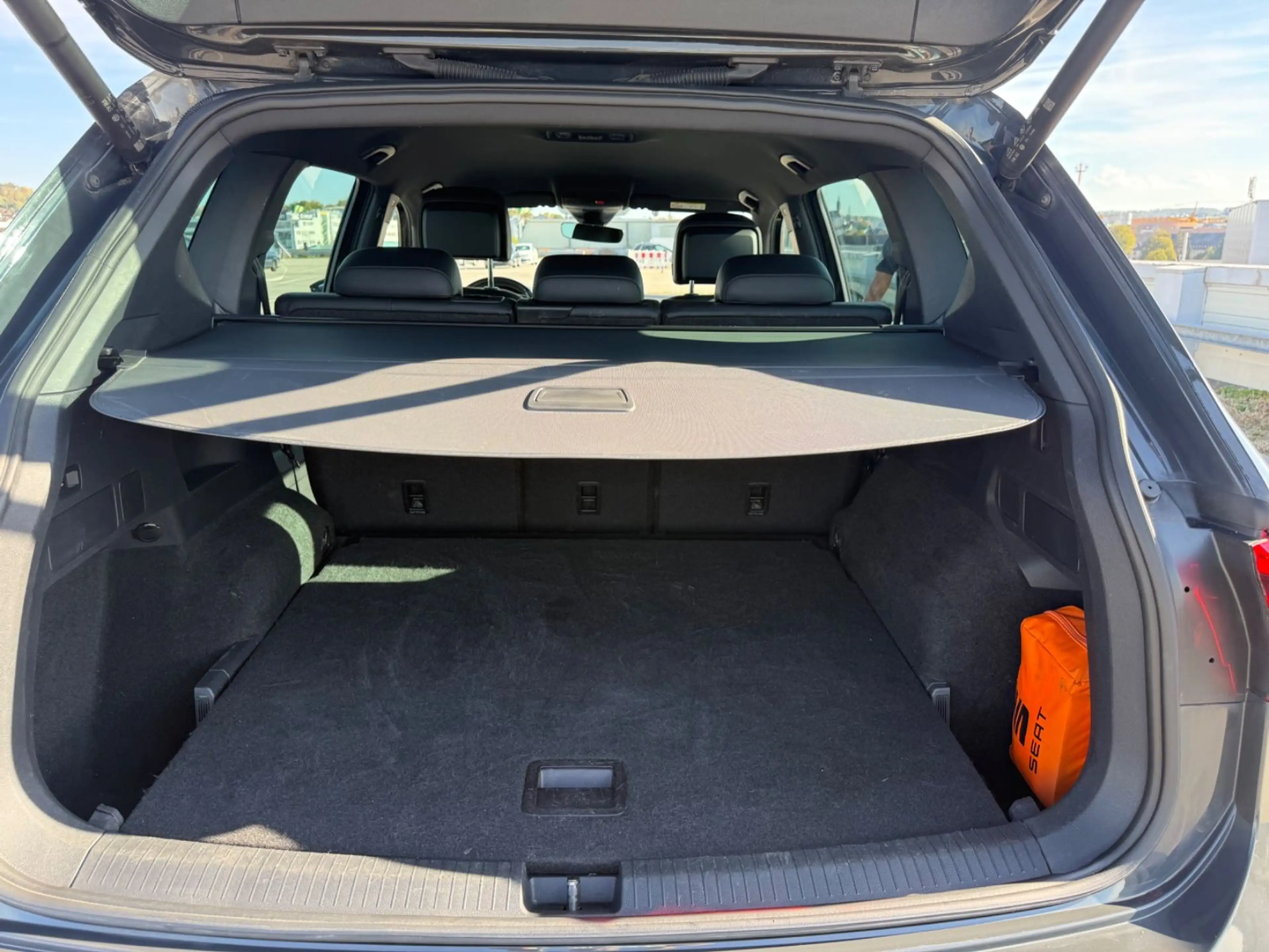 SEAT Tarraco 2.0 TDI DSG 4x4*ACC*AHK*LED*NAVI* — photo 12