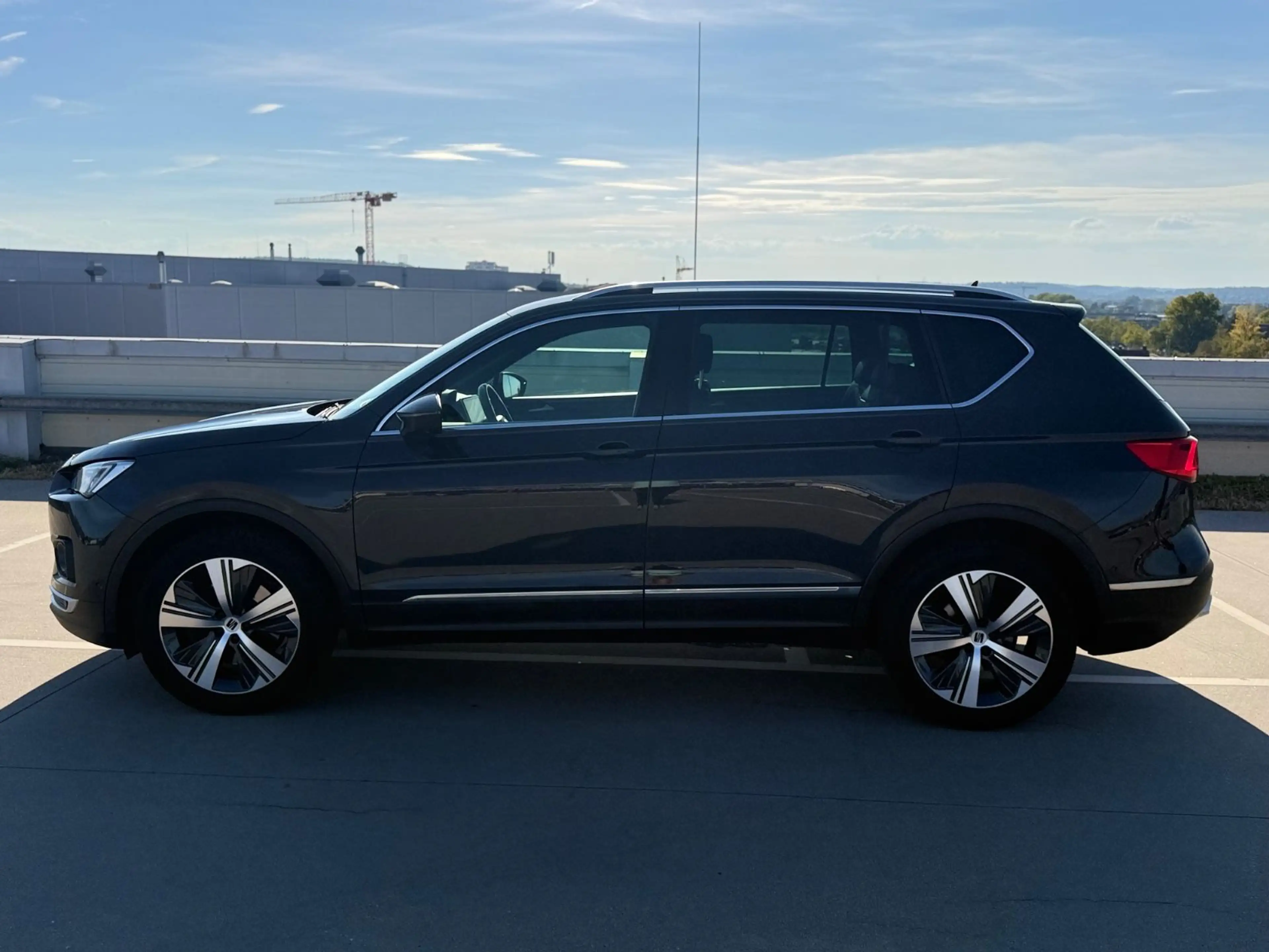 SEAT Tarraco 2.0 TDI DSG 4x4*ACC*AHK*LED*NAVI* — photo 3