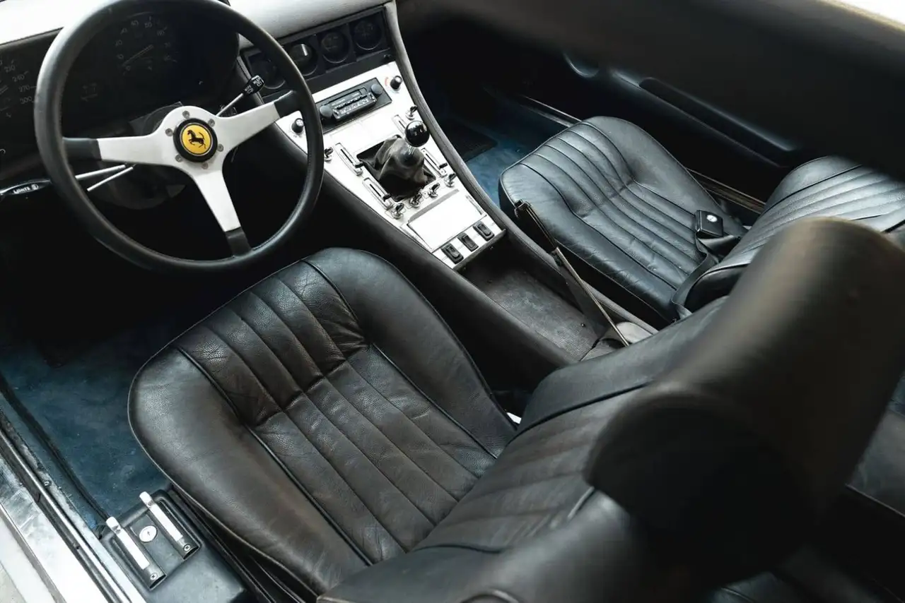 Ferrari 365 GT4 2+2 - ARIA CONDIZIONATA - DA MUSEO, foto 10