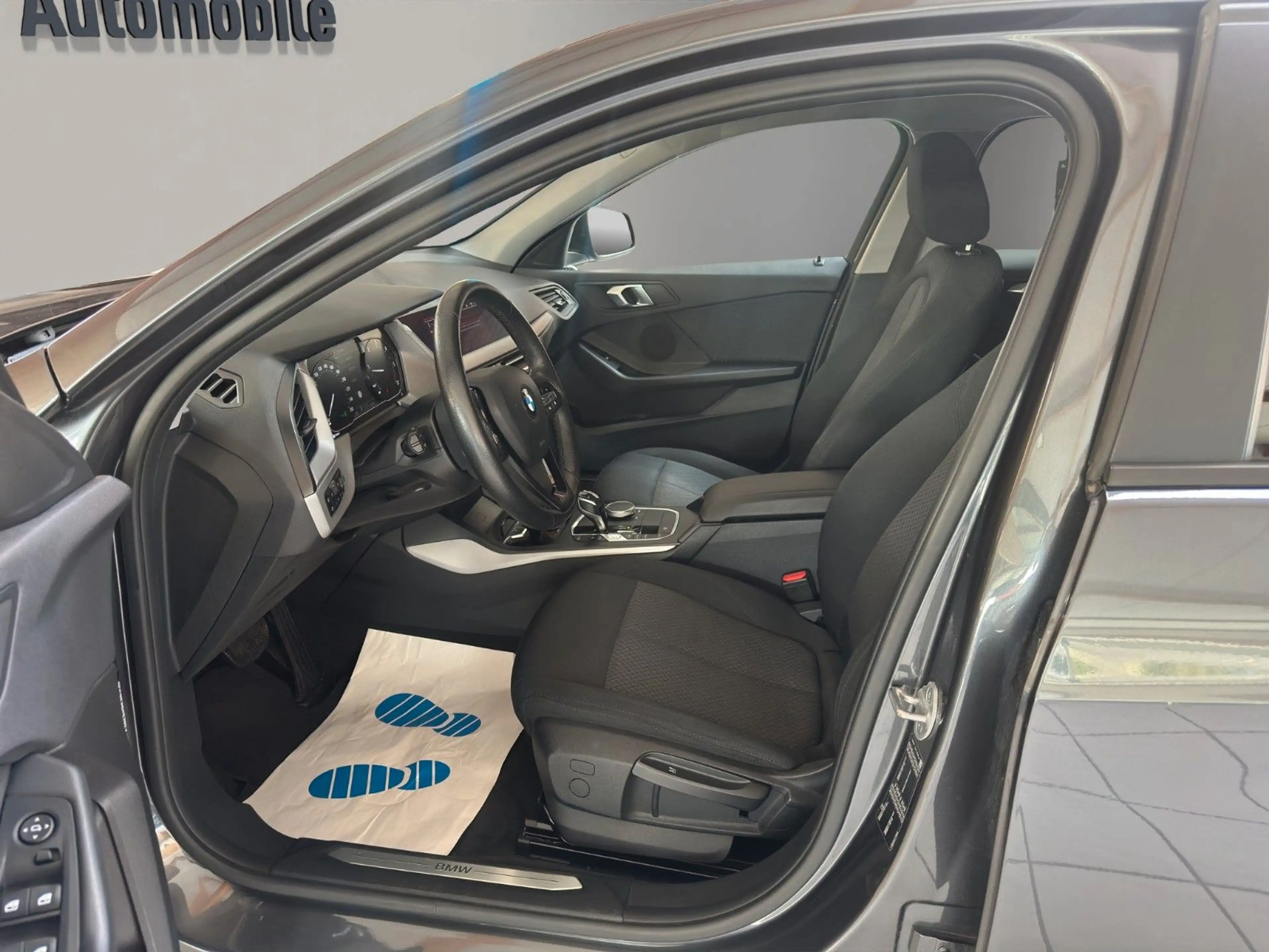 BMW 120 d Advantage*AUTOMATIK*PDC*AHK*MFL* — photo 11