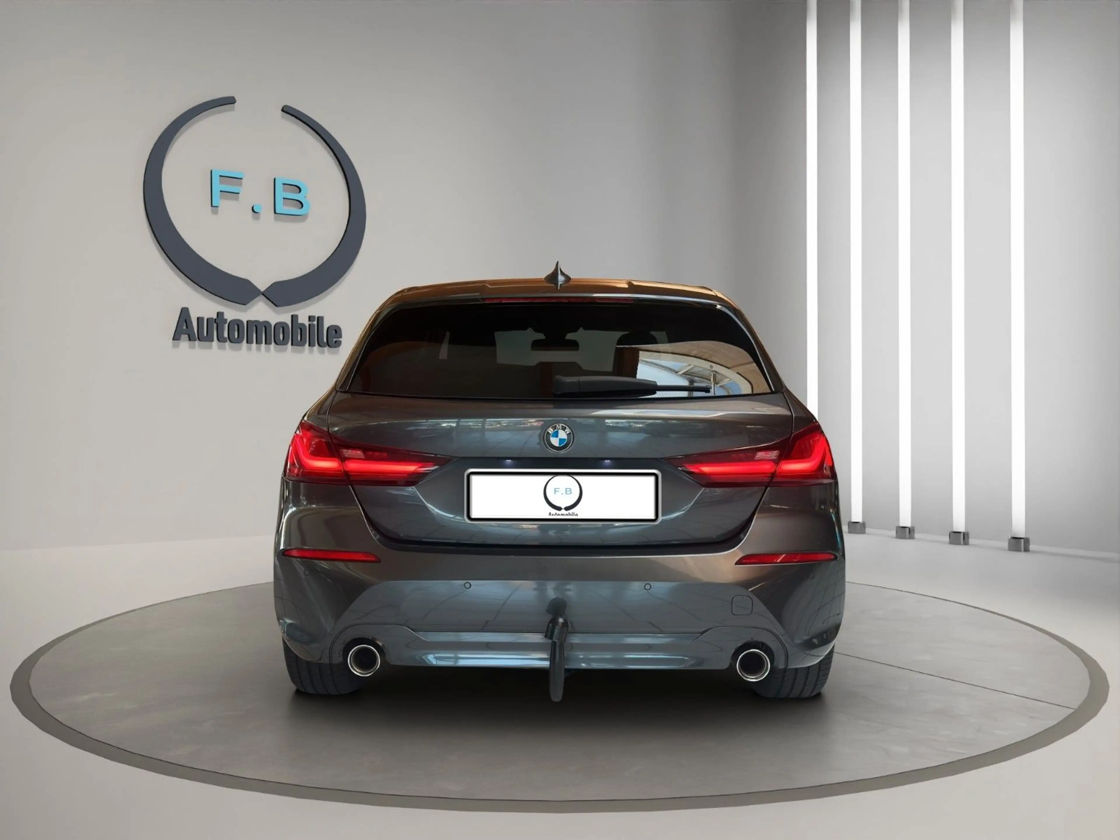 BMW 120 d Advantage*AUTOMATIK*PDC*AHK*MFL* — photo 6
