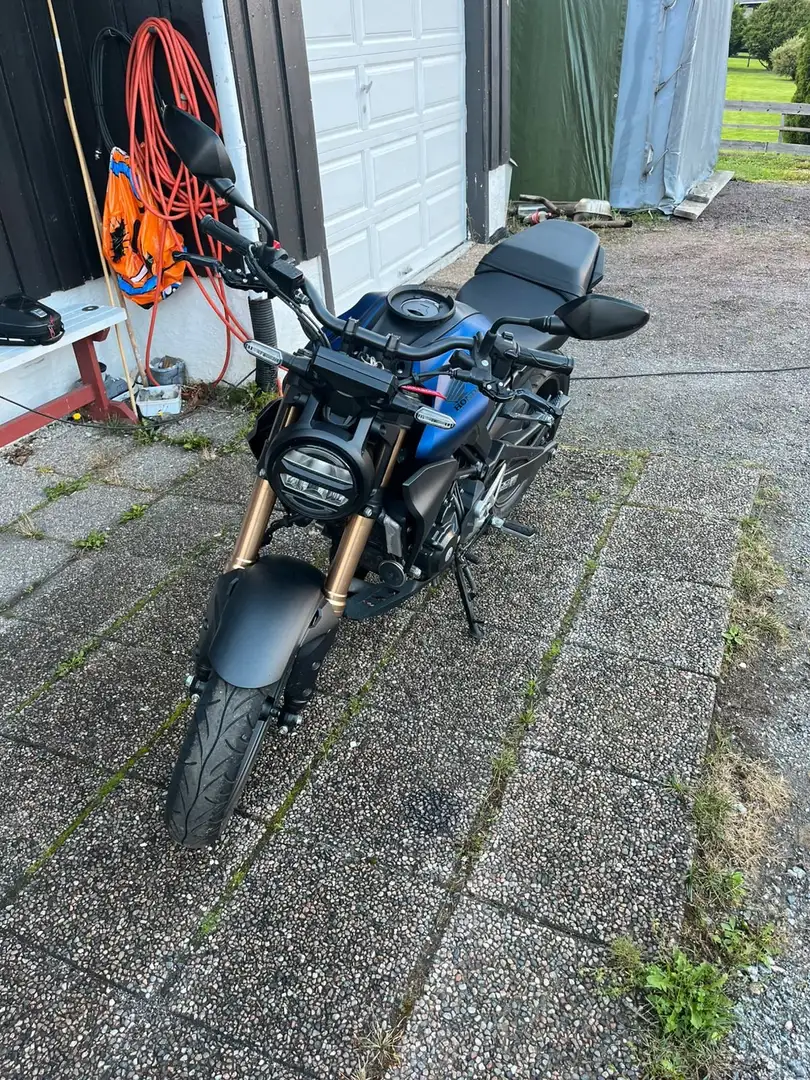 Honda CB 300 R Bleu - 1