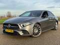 Mercedes-Benz A 200 Premium Plus AMG pakket/19''/Camera/Cruise Grau - thumbnail 2