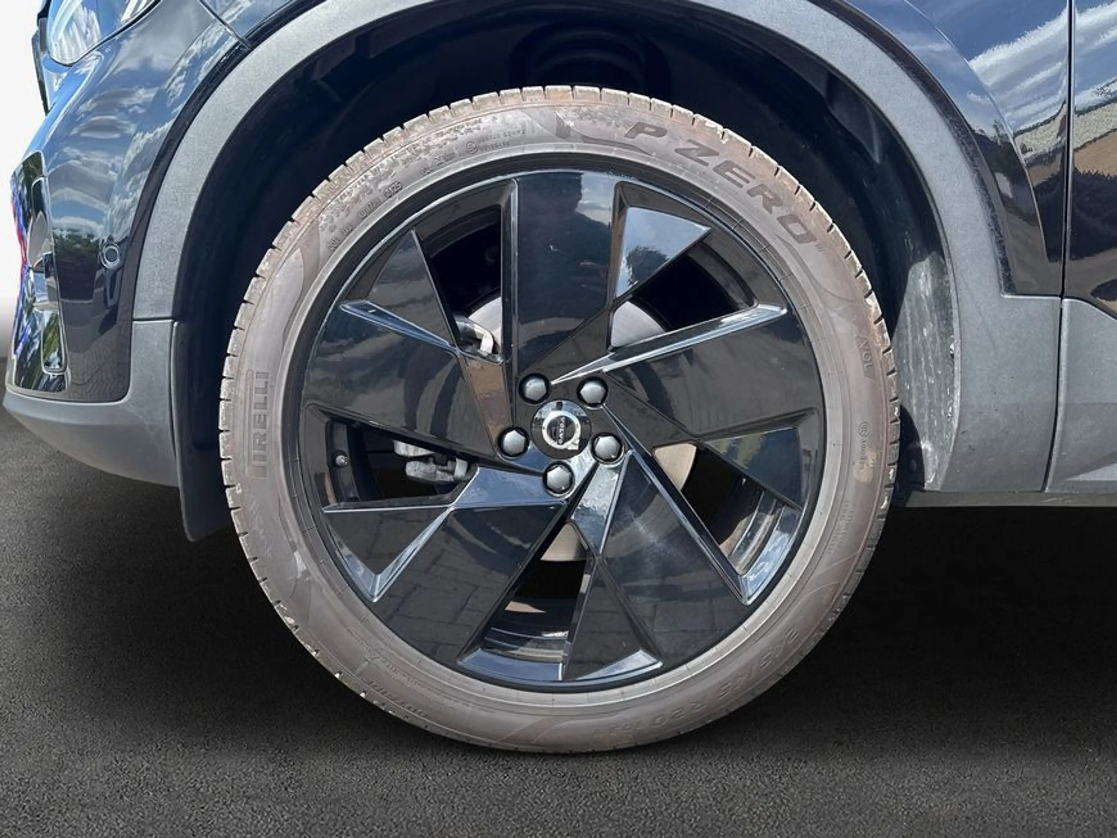 Volvo XC40 XC40 B3 B DKG Plus Black Edition — photo 7