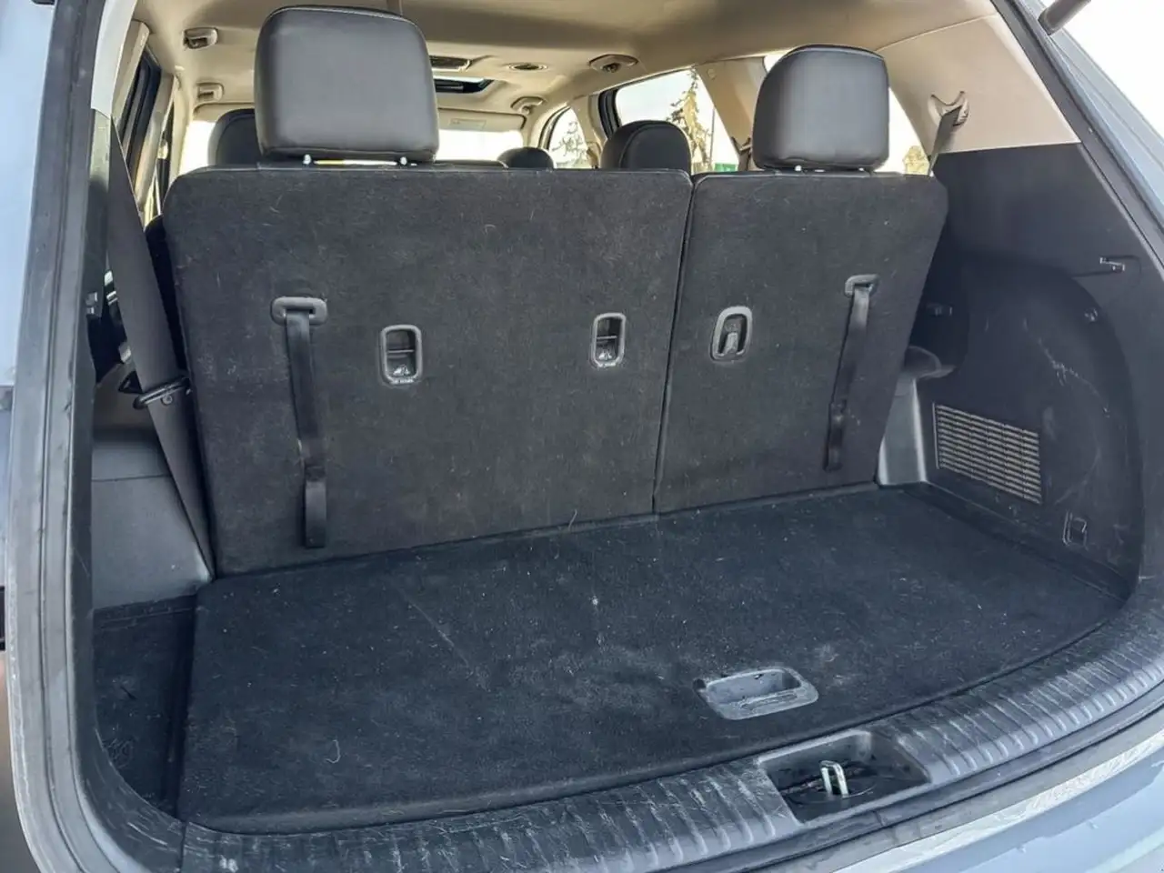 Kia Telluride снимка Kia Telluride