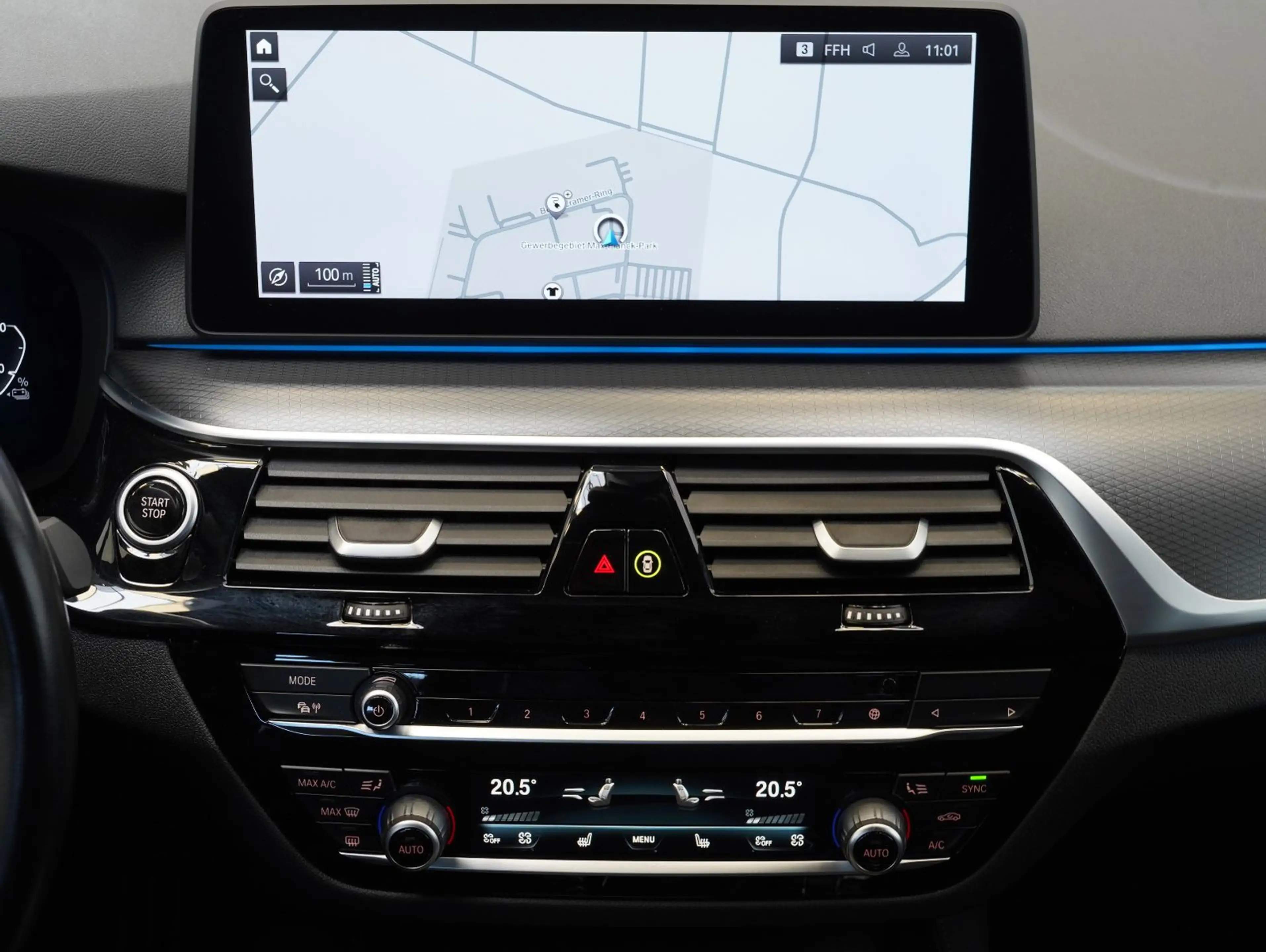 BMW 530 e Touring M Sport SHADOW/LASER/HEAD-UP — photo 9