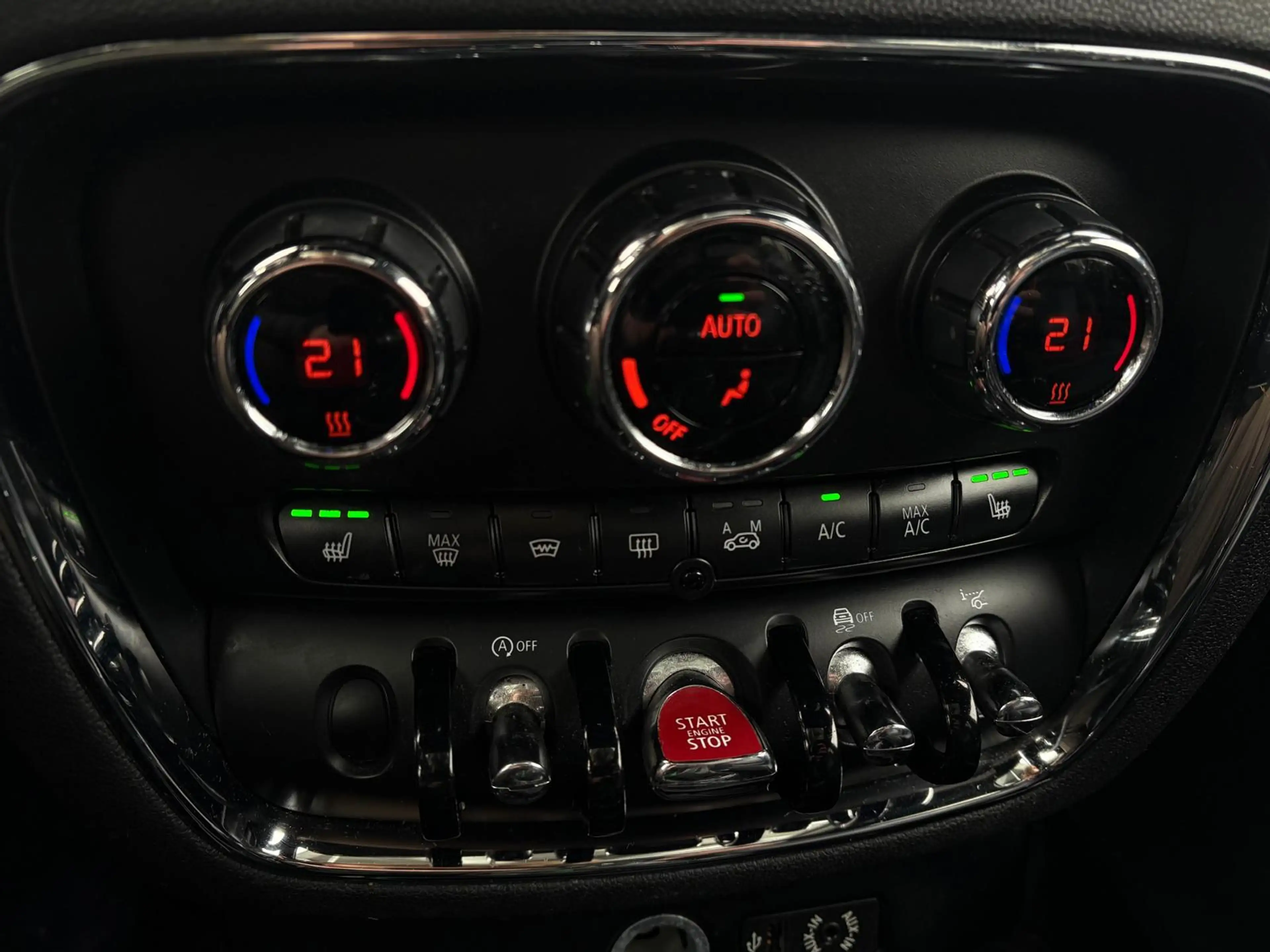 MINI Cooper Clubman Mini 1.5 Chili Serious Business | Panorama | Harme — photo 30
