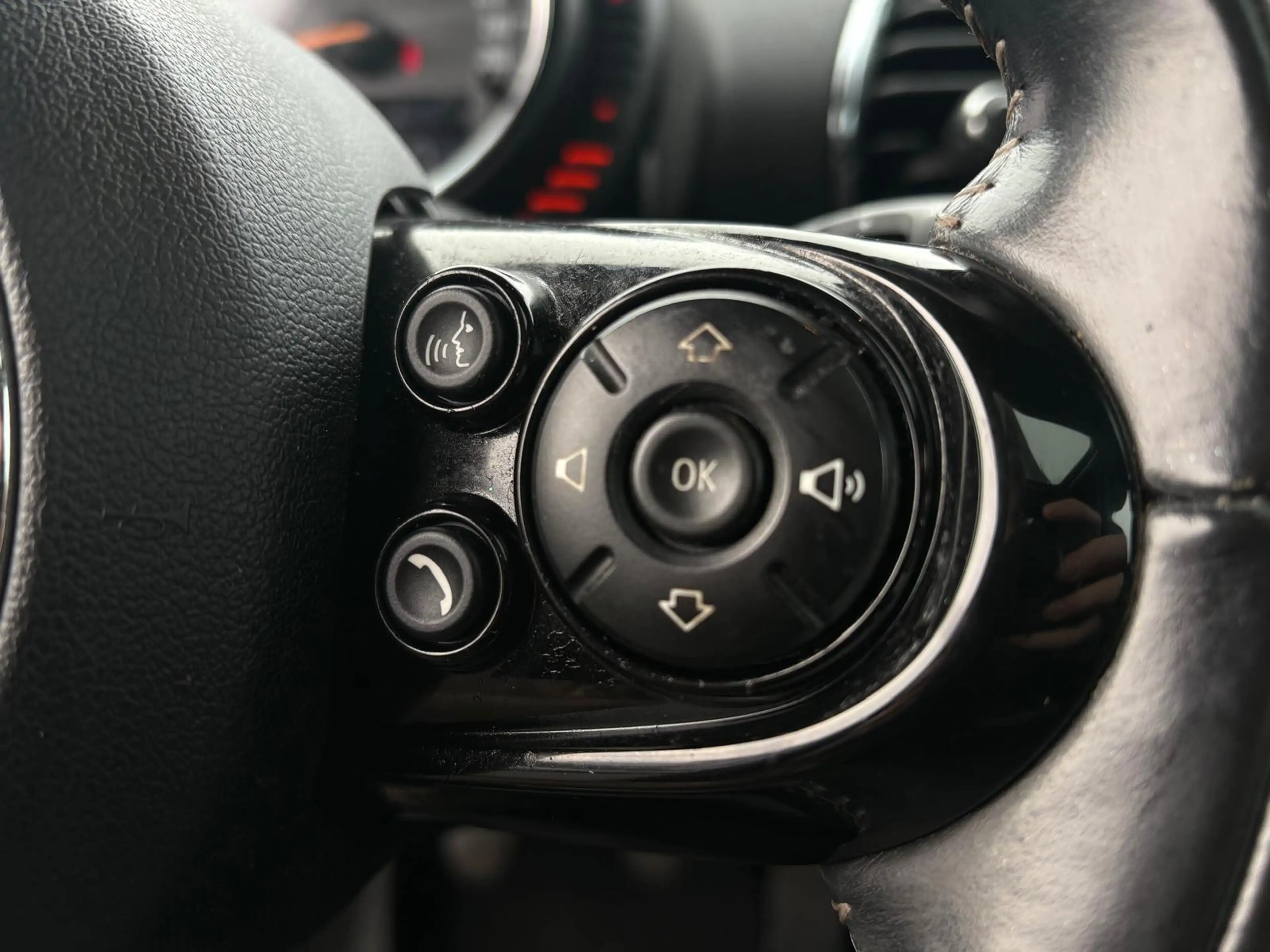 MINI Cooper Clubman Mini 1.5 Chili Serious Business | Panorama | Harme — photo 22
