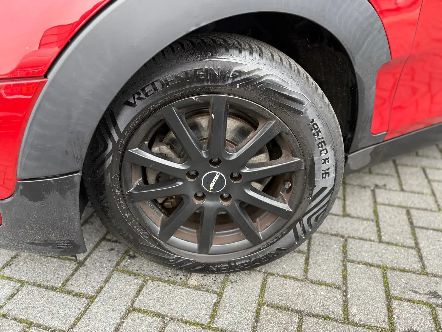 MINI Cooper Clubman Mini 1.5 Chili Serious Business | Panorama | Harme Rouge - 2