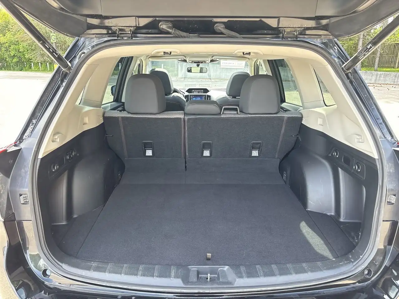 Subaru Forester photo Subaru Forester