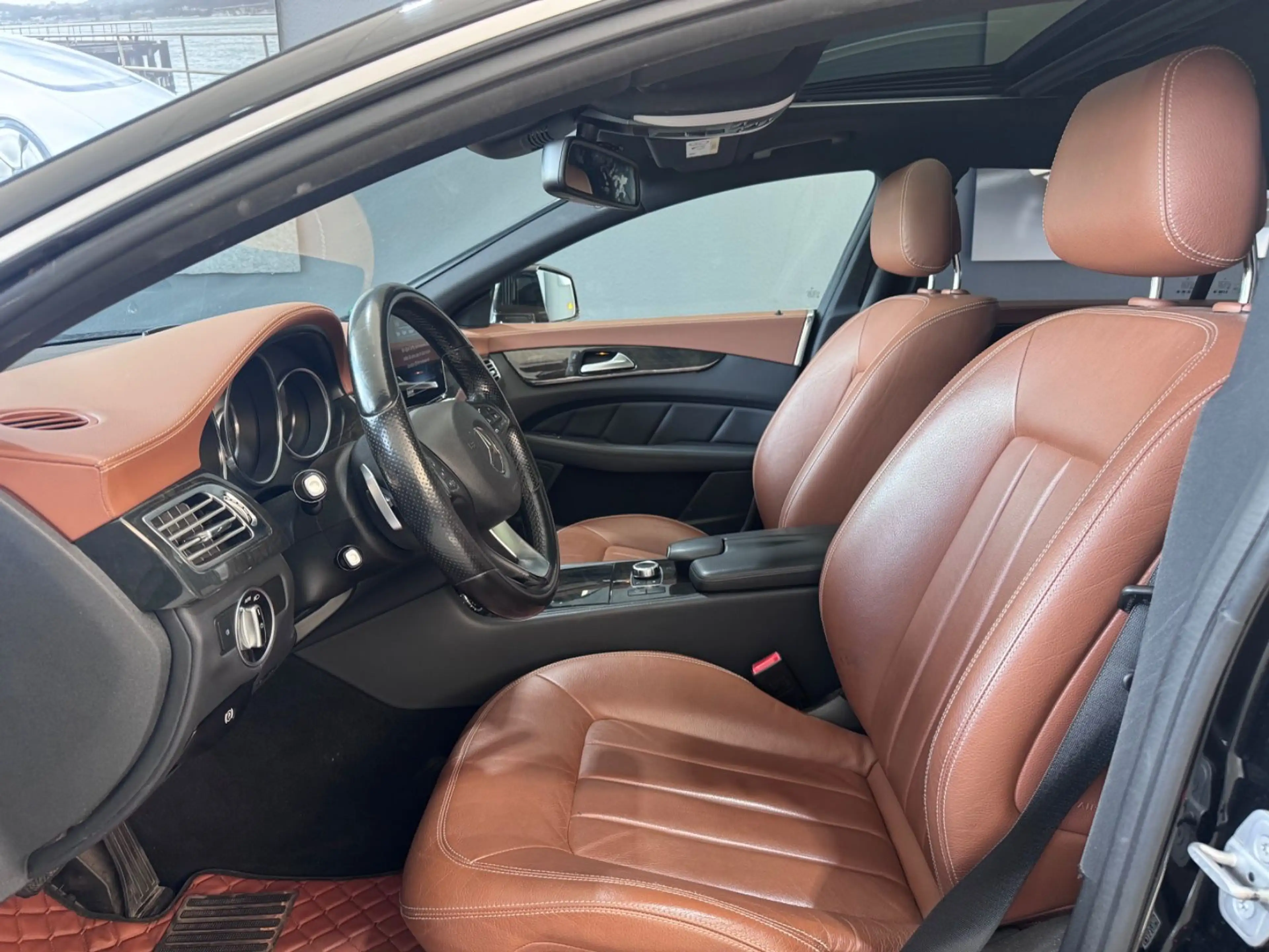 Mercedes-Benz CLS CLS 350 SB*MULTIBEAM*AHK*SCHIEBEDACH*SHZ*KLIMA — photo 12