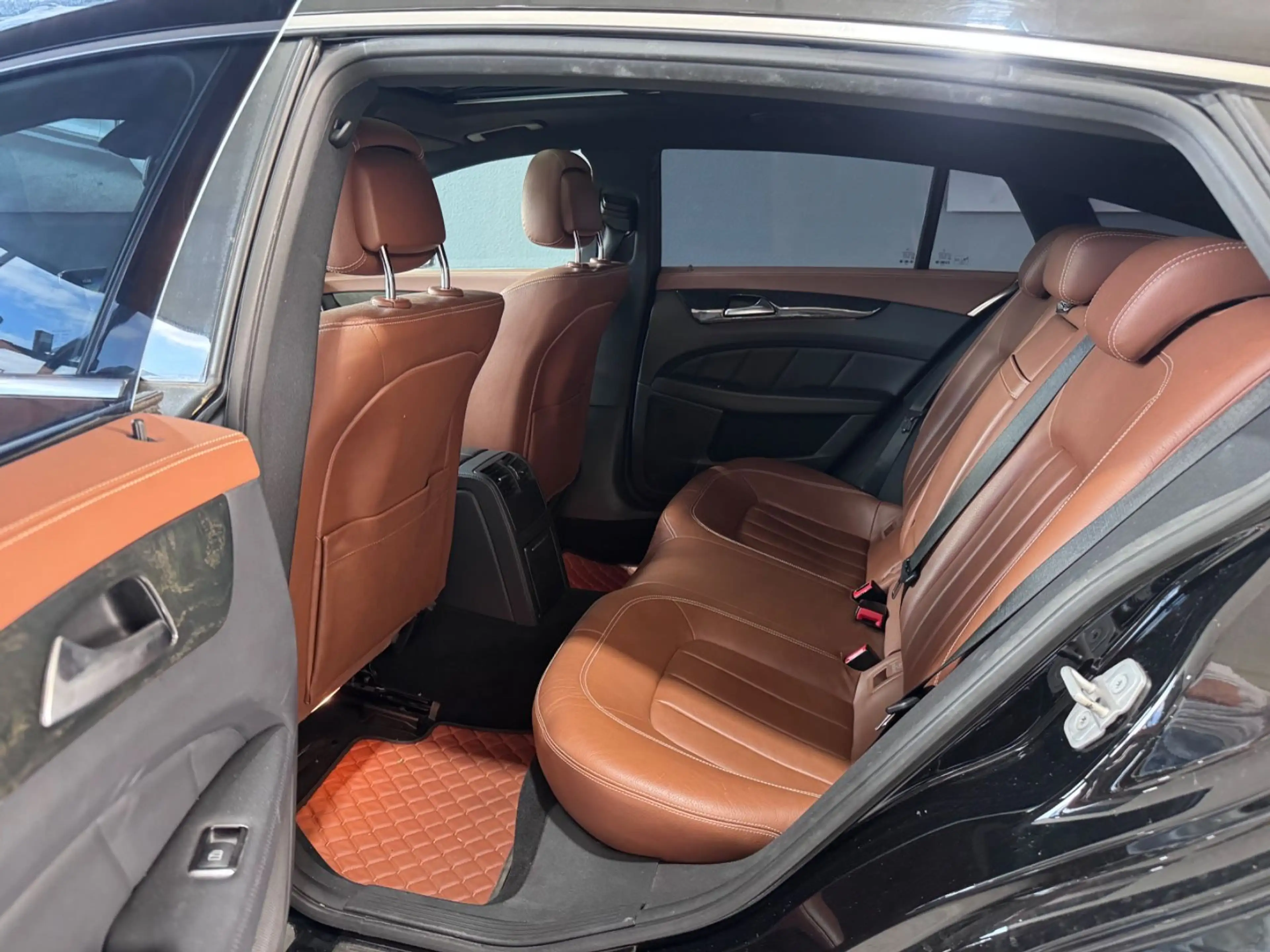 Mercedes-Benz CLS CLS 350 SB*MULTIBEAM*AHK*SCHIEBEDACH*SHZ*KLIMA — photo 14