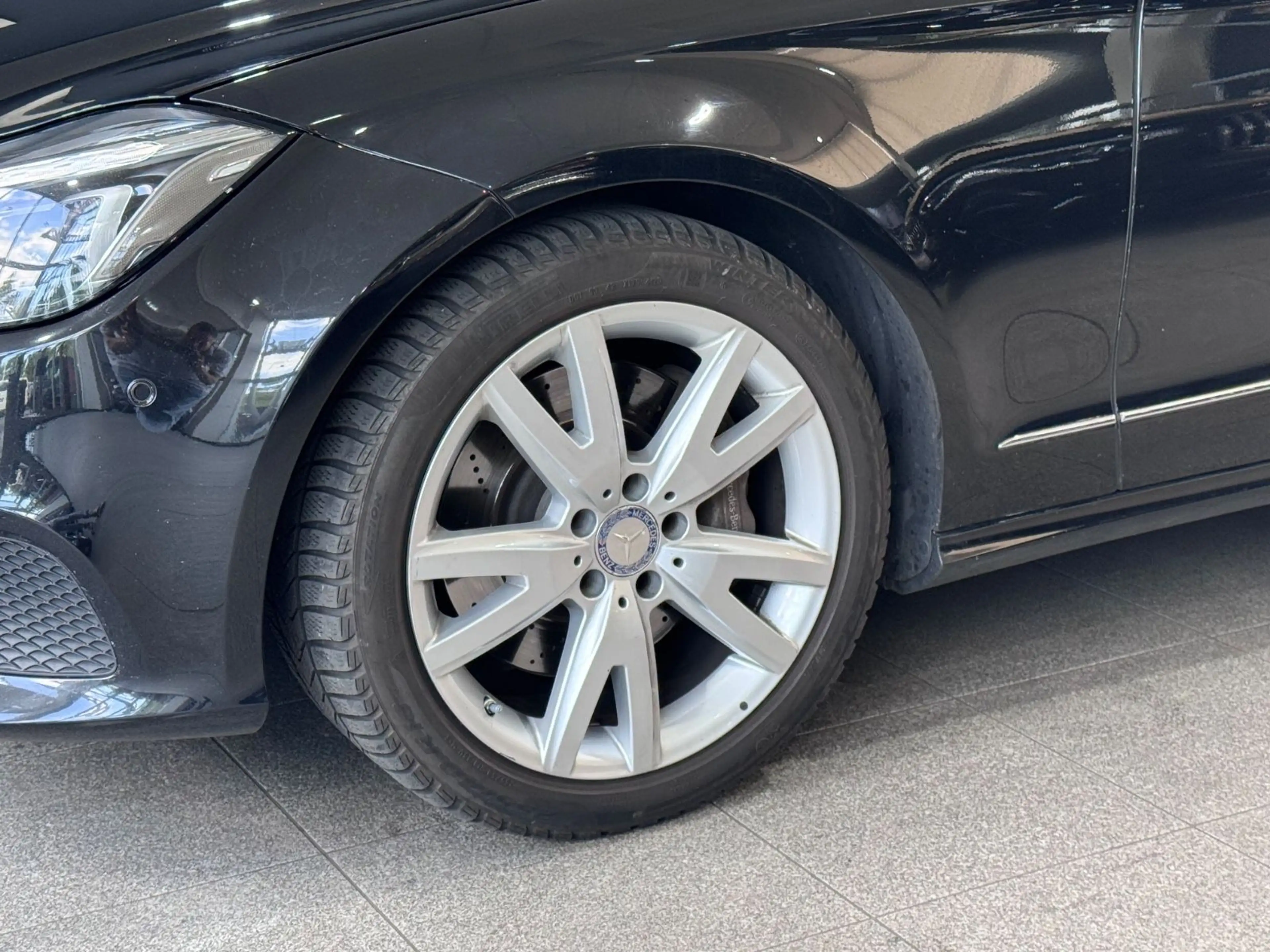 Mercedes-Benz CLS CLS 350 SB*MULTIBEAM*AHK*SCHIEBEDACH*SHZ*KLIMA — photo 2