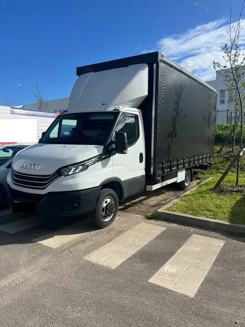 Iveco Daily CHASSIS CAB 35 C 18H P EMP 4100 QUAD-TOR HI MATIC - 1