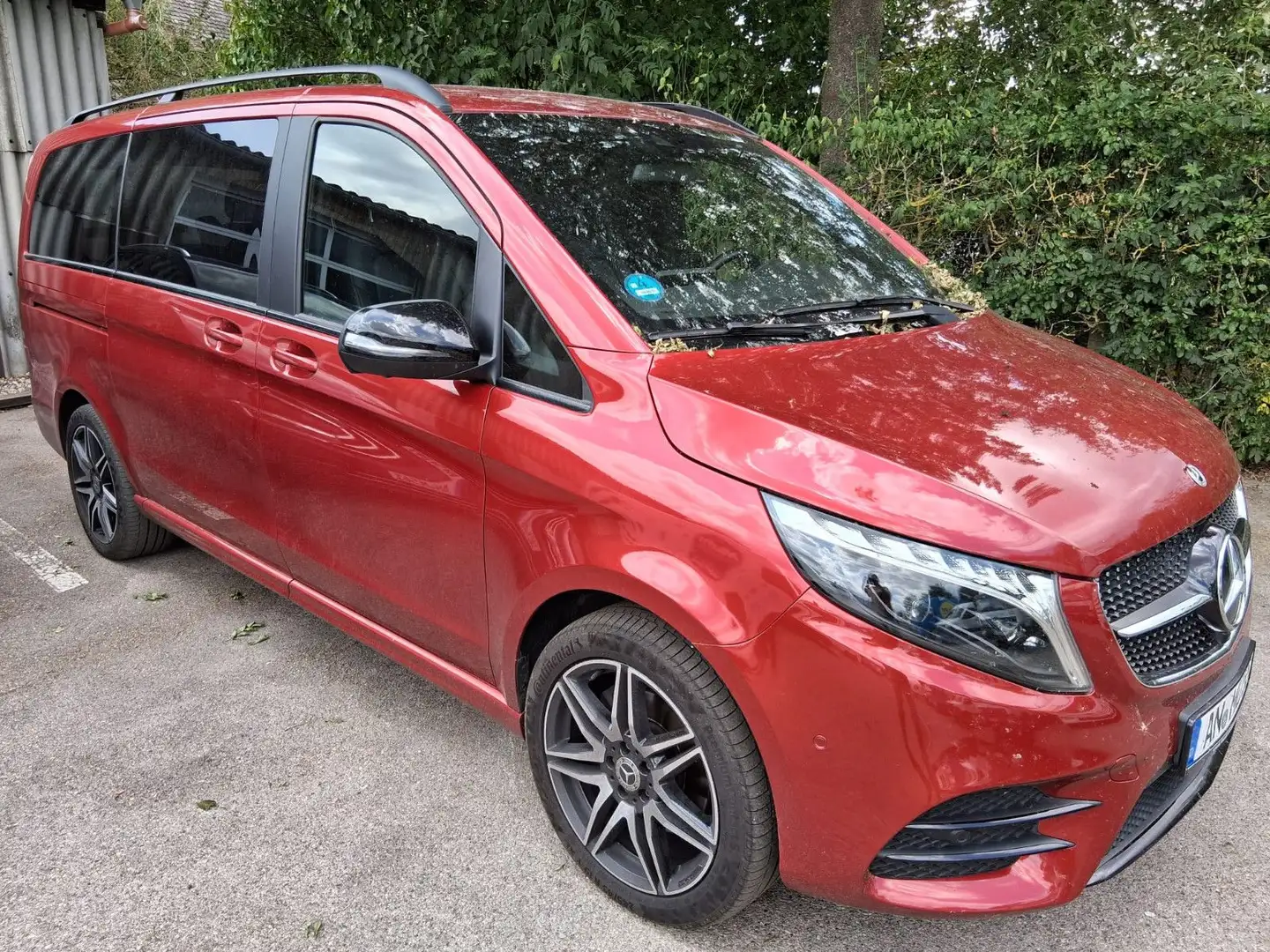 Mercedes-Benz V 300 d 4M AMG Avantgarde Lang Leder Burmester Rot - 1