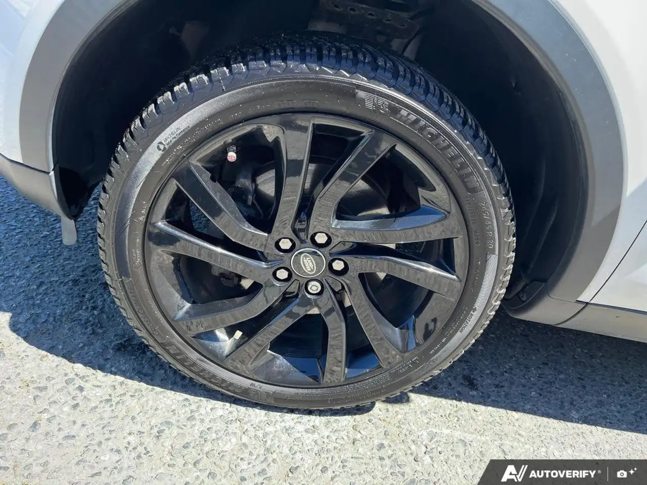 Land Rover Discovery Sport снимка Land Rover Discovery Sport