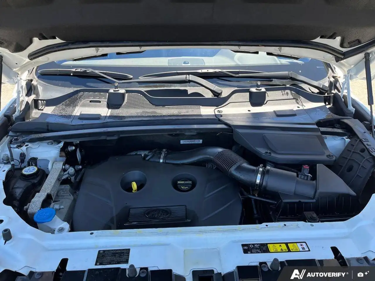 Land Rover Discovery Sport снимка Land Rover Discovery Sport