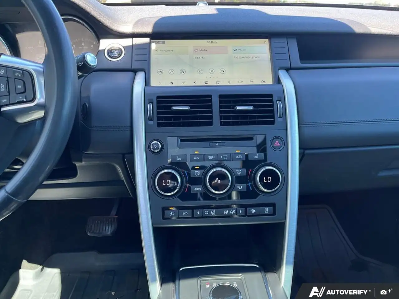 Land Rover Discovery Sport снимка Land Rover Discovery Sport