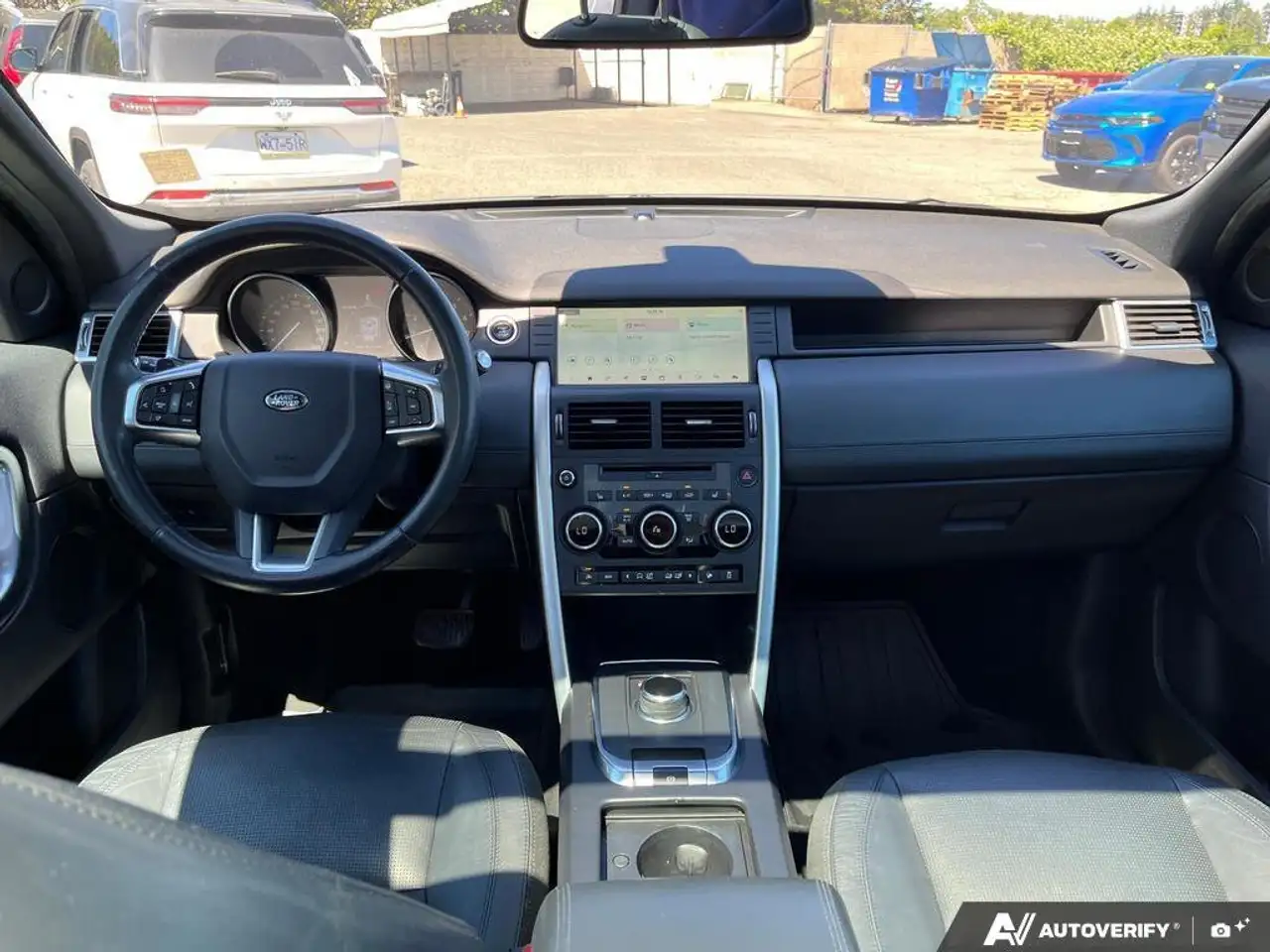 Land Rover Discovery Sport снимка Land Rover Discovery Sport