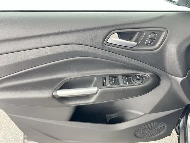 Ford Kuga view 10