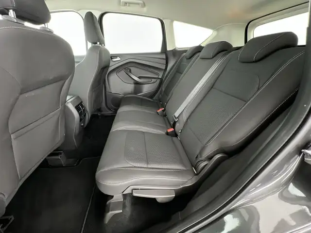 Ford Kuga view 9