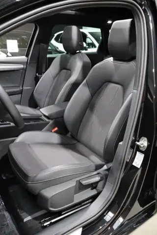 Cupra Leon view 13