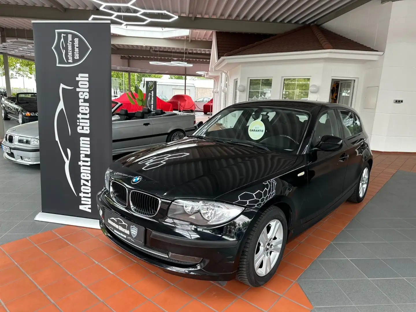 BMW 116 i * AllwetterB. / Klima / Garantie * crna - 1