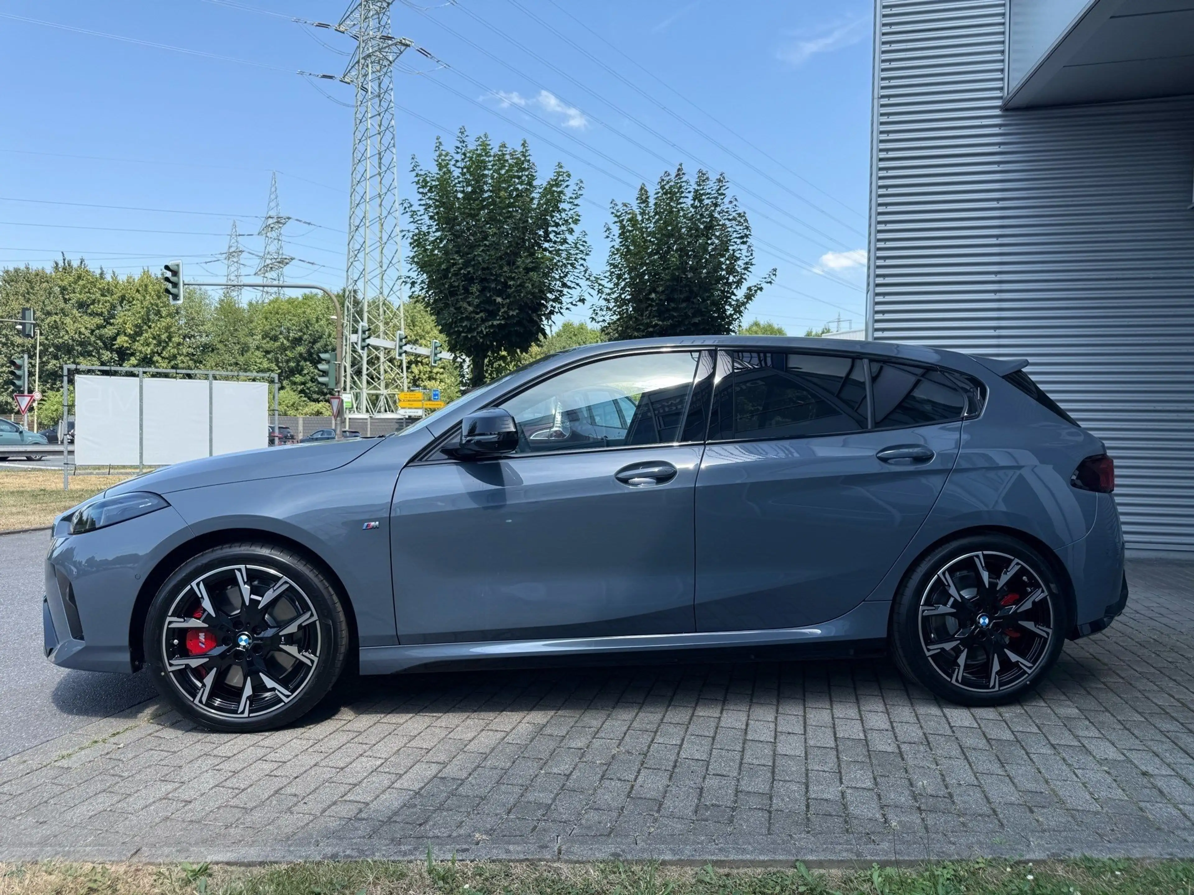 BMW 135 M135 xDrive M Sport Pro HeadUp PANO ACC 360° H/K — photo 3
