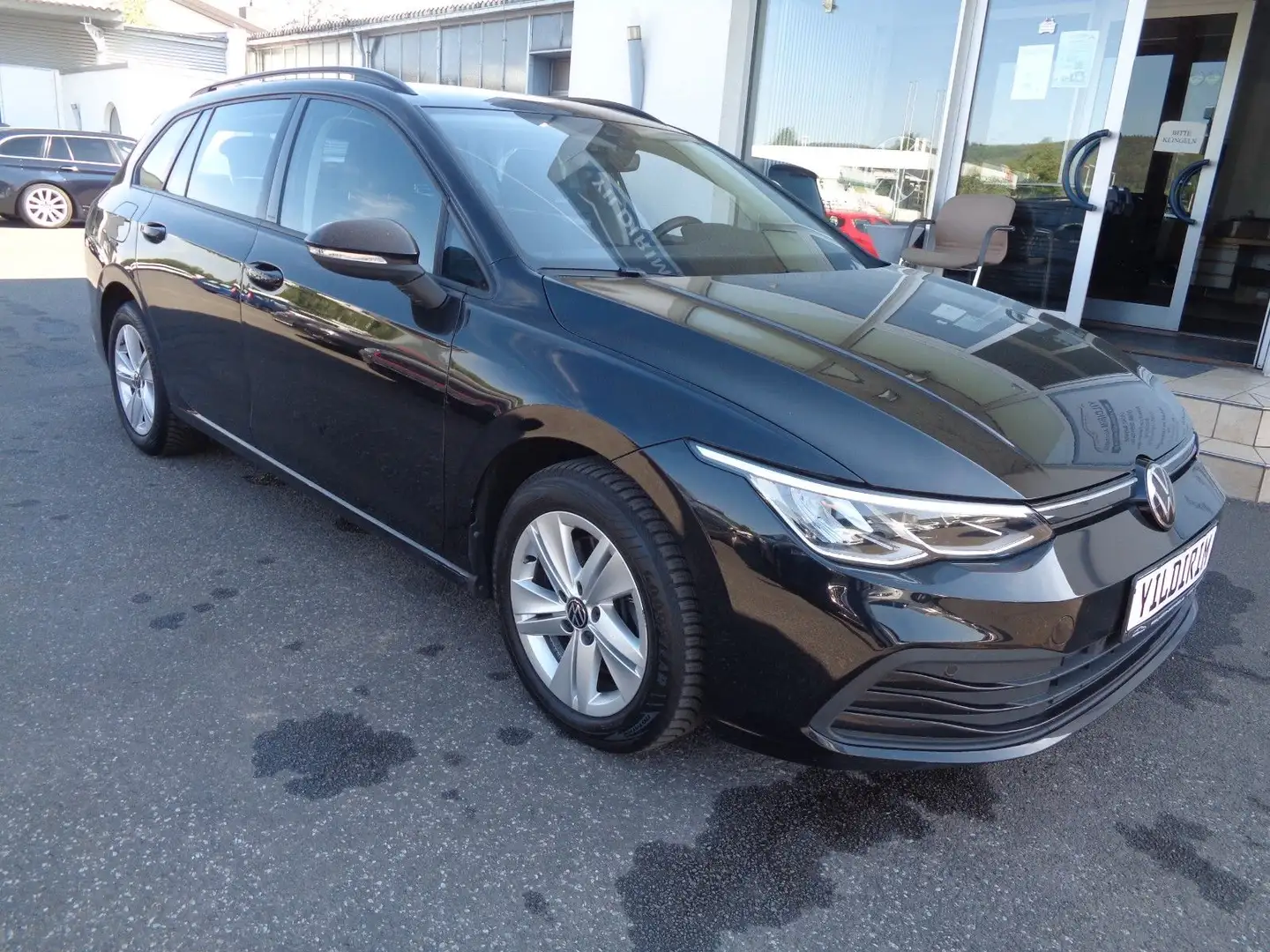 Volkswagen Golf VIII 2.0TDI Life **1.HAND** ~incl. GARANTIE Negro - 2
