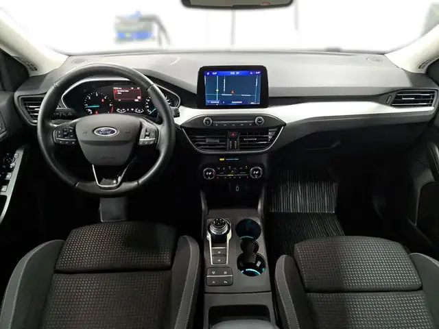 Ford Focus view 13