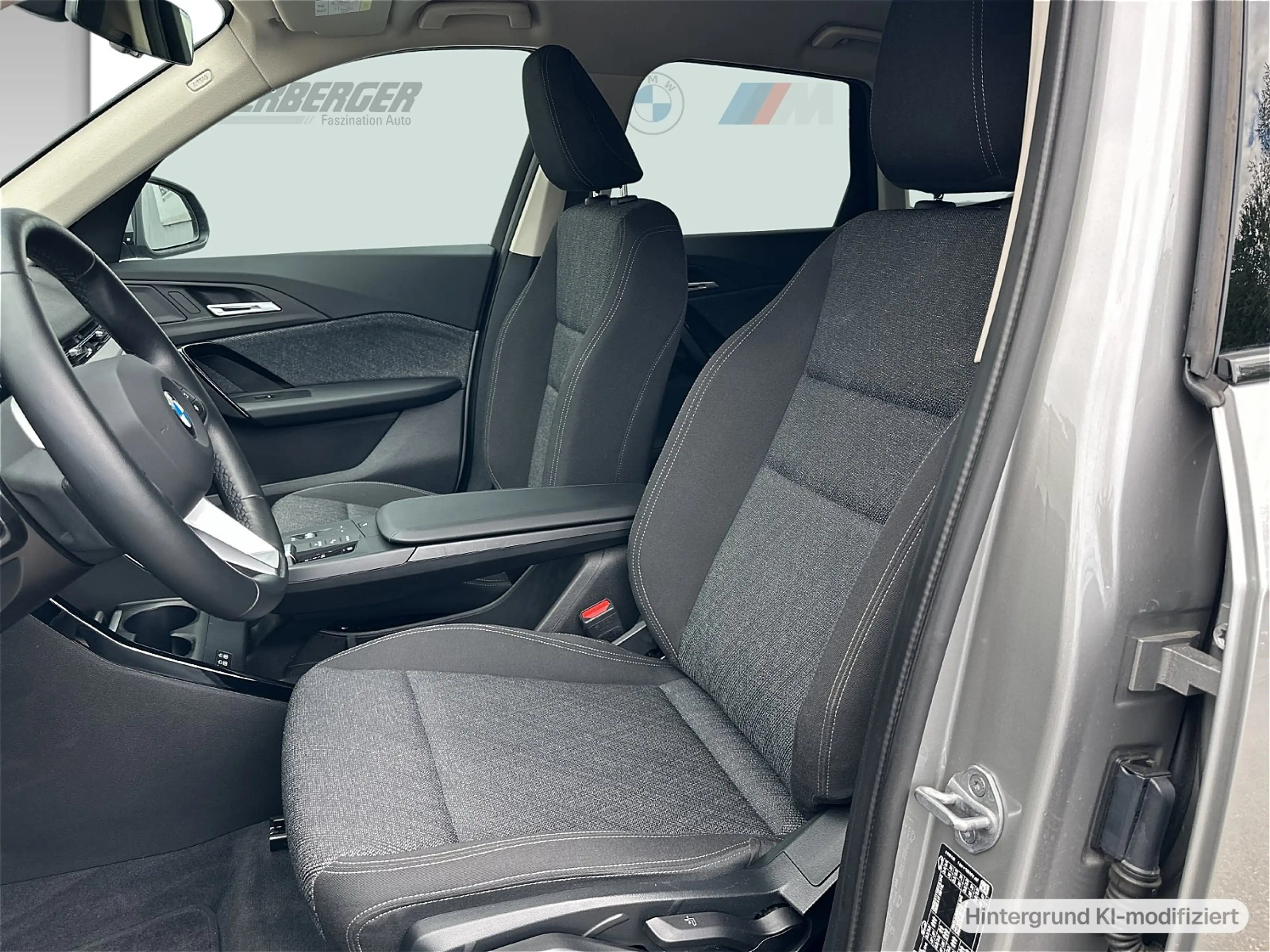 BMW X1 sDrive18i SAV DAB LED Komfortzg. AHK Shz — photo 10