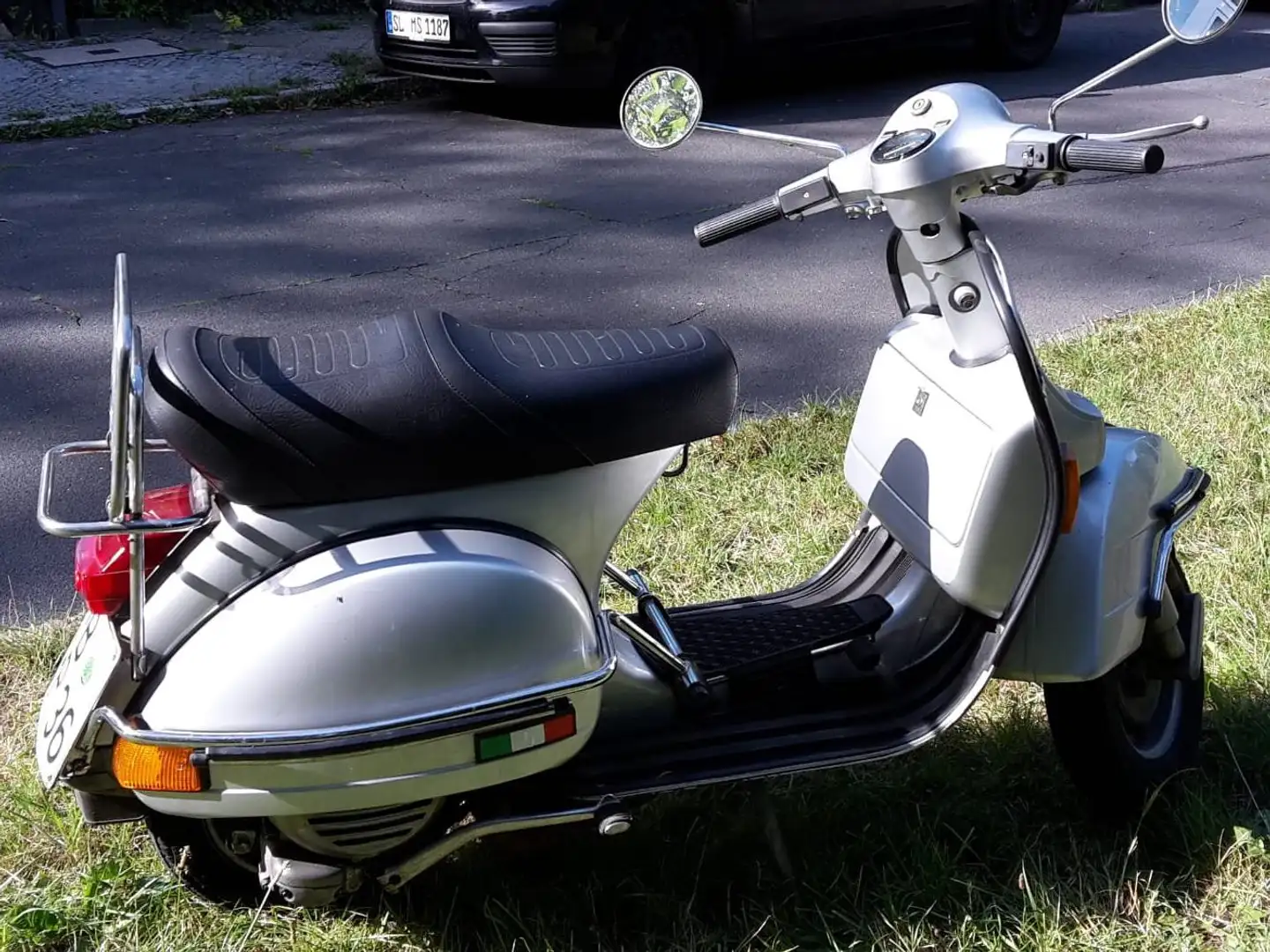 Vespa P 200 E Silver - 1