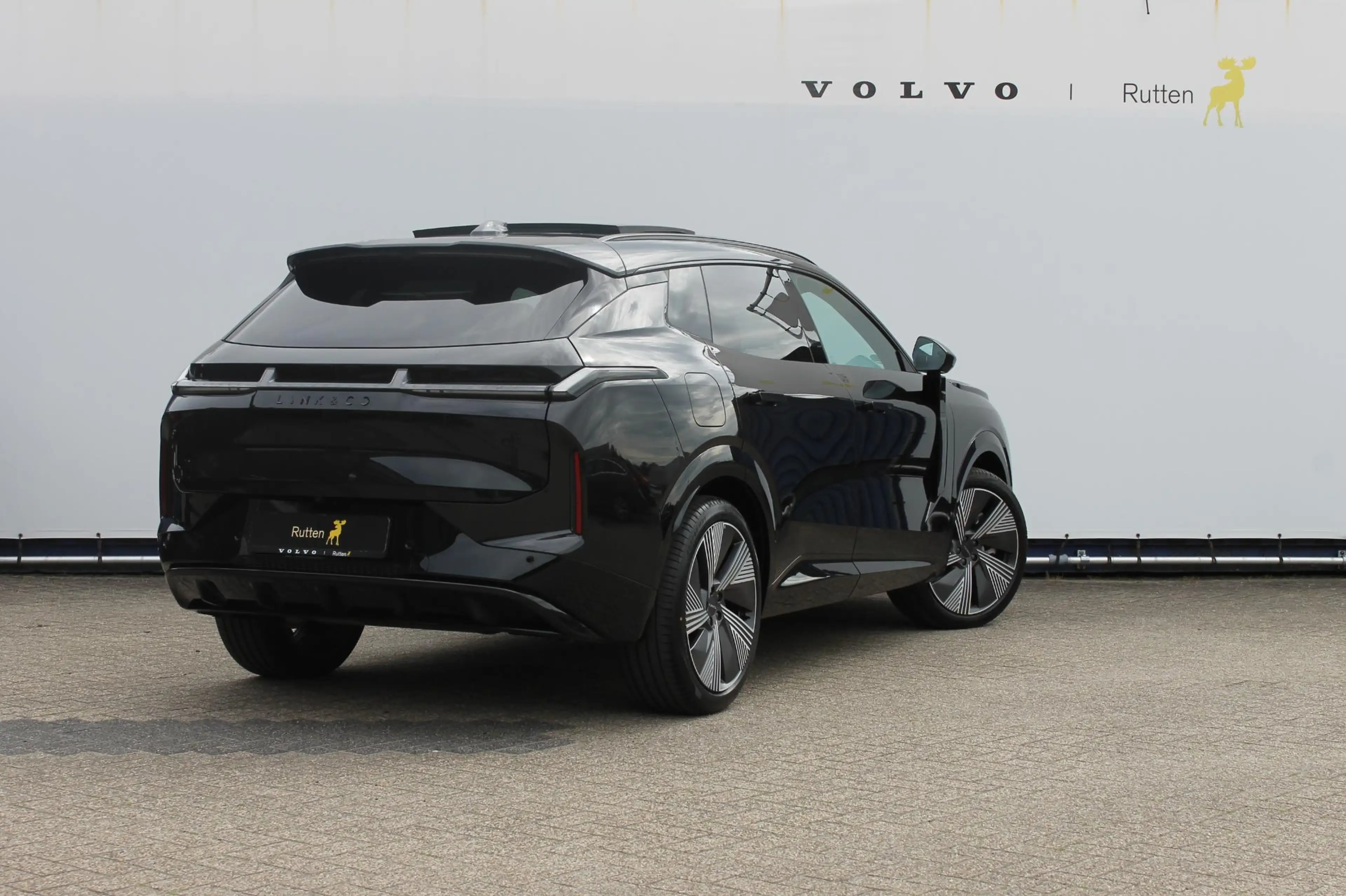 Lynk & Co 08 350PK Automaat More / 200km elektrisch / Stoelvent — photo 5