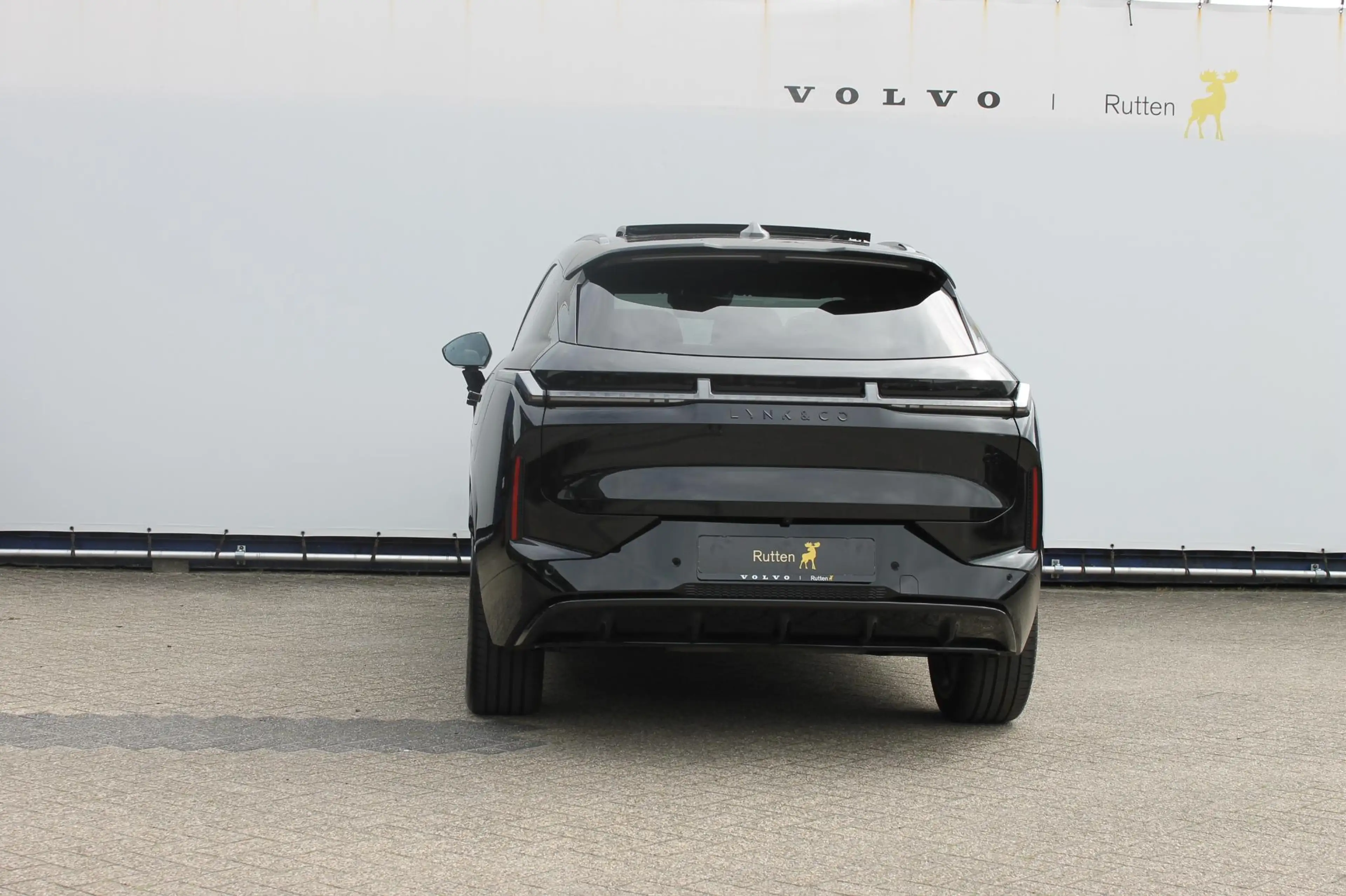 Lynk & Co 08 350PK Automaat More / 200km elektrisch / Stoelvent — photo 8
