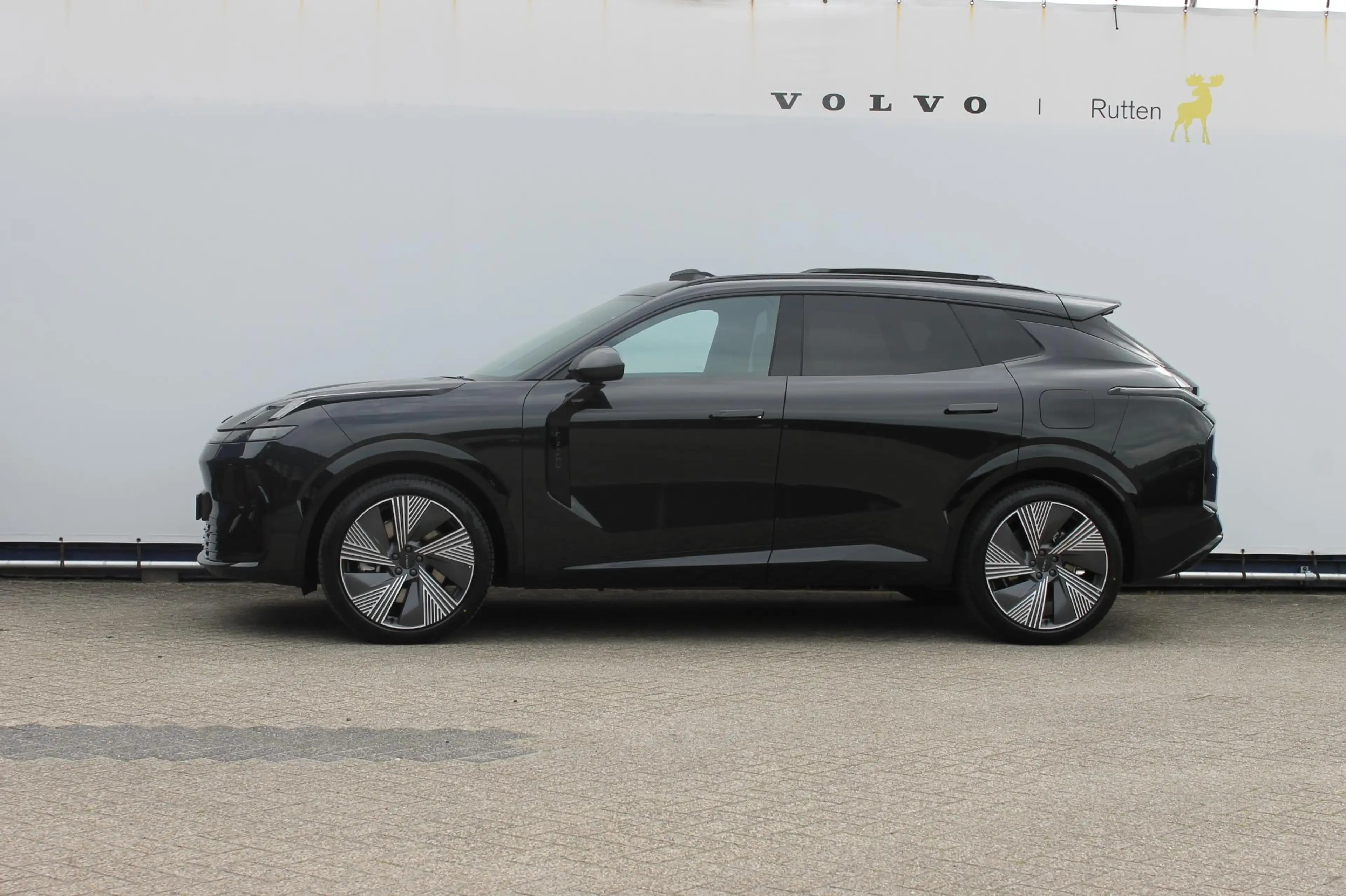 Lynk & Co 08 350PK Automaat More / 200km elektrisch / Stoelvent — photo 3