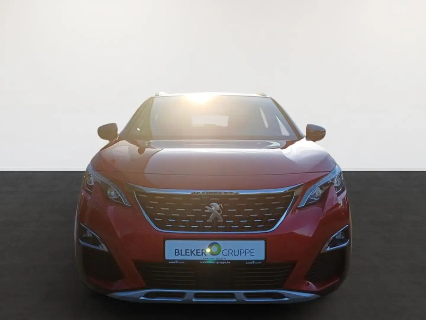 Peugeot 3008 PureTech 130 GT Line Automatik Rouge - 2