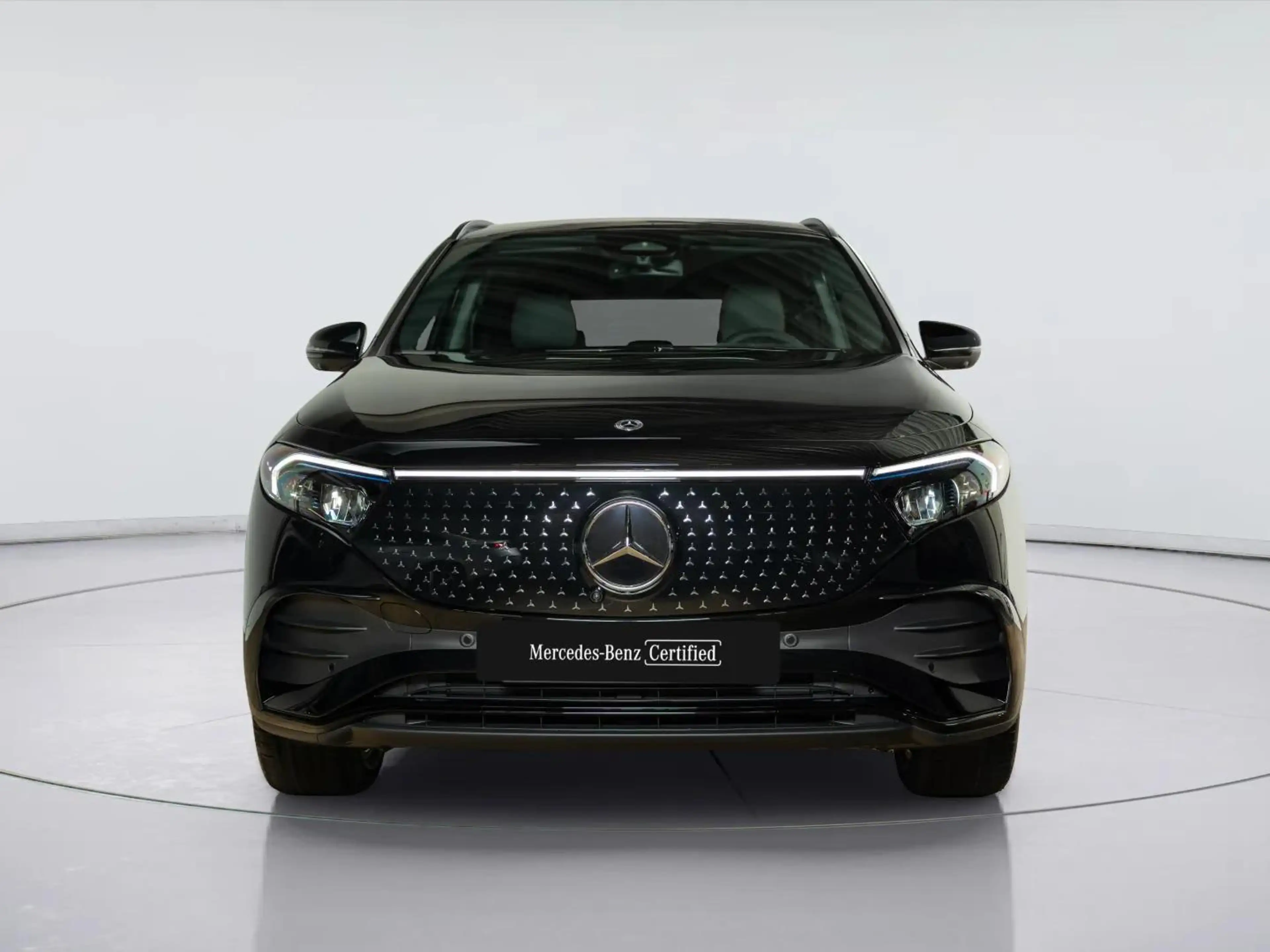 Mercedes-Benz EQA 250 250+ Business Solution AMG 71 kWh | Panorama dak | — photo 5