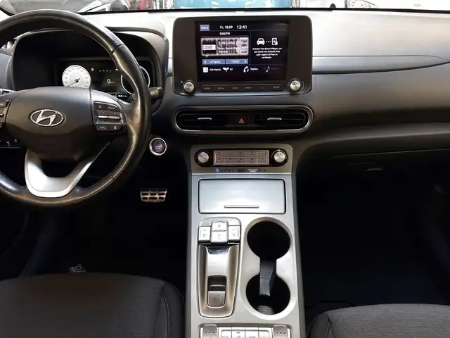 Hyundai Kona view 11